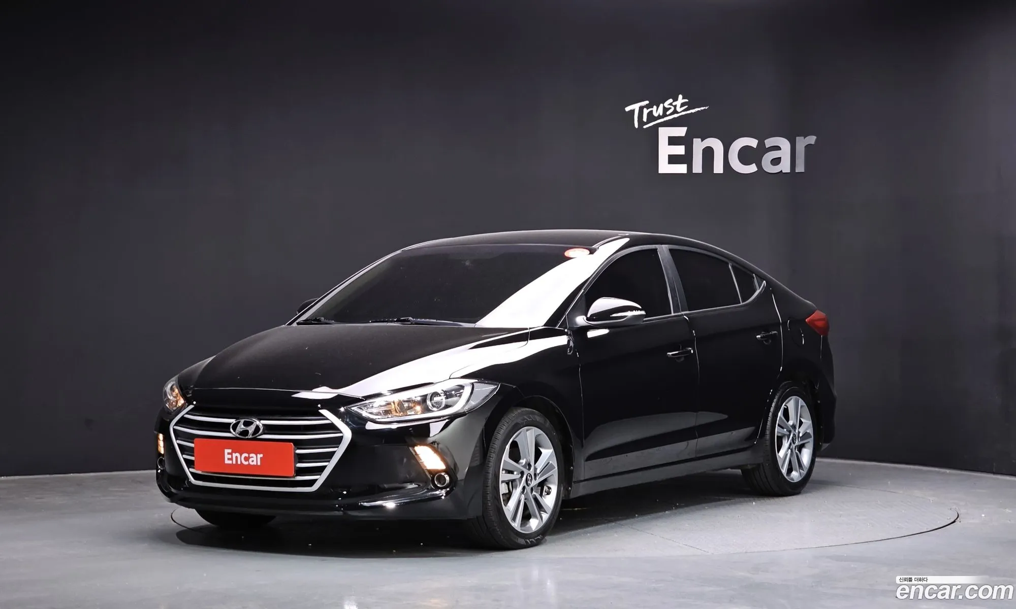 Hyundai Elantra AD 2016 — 16