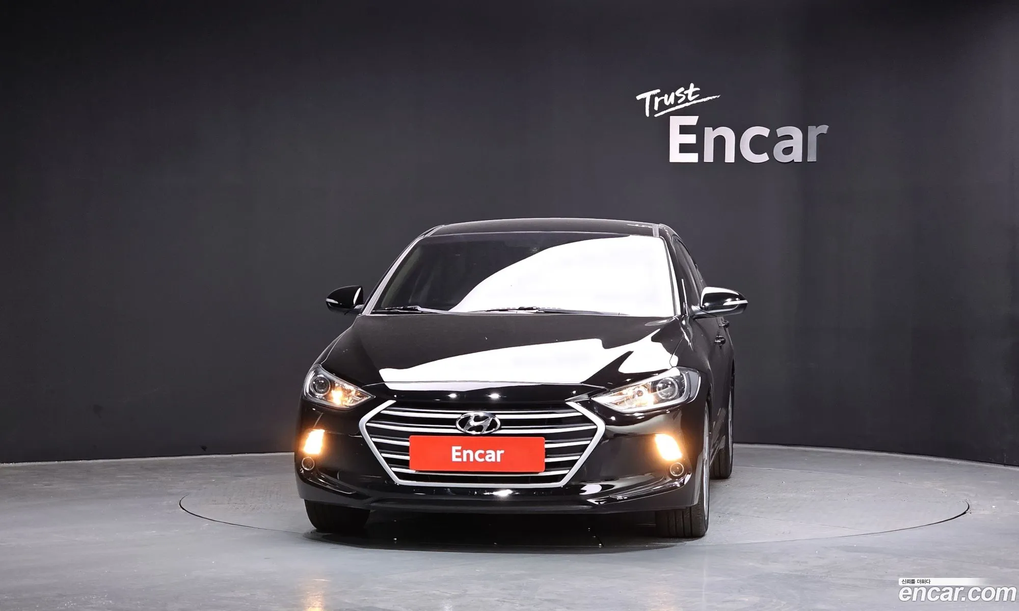 Hyundai Elantra AD 2016 — 19