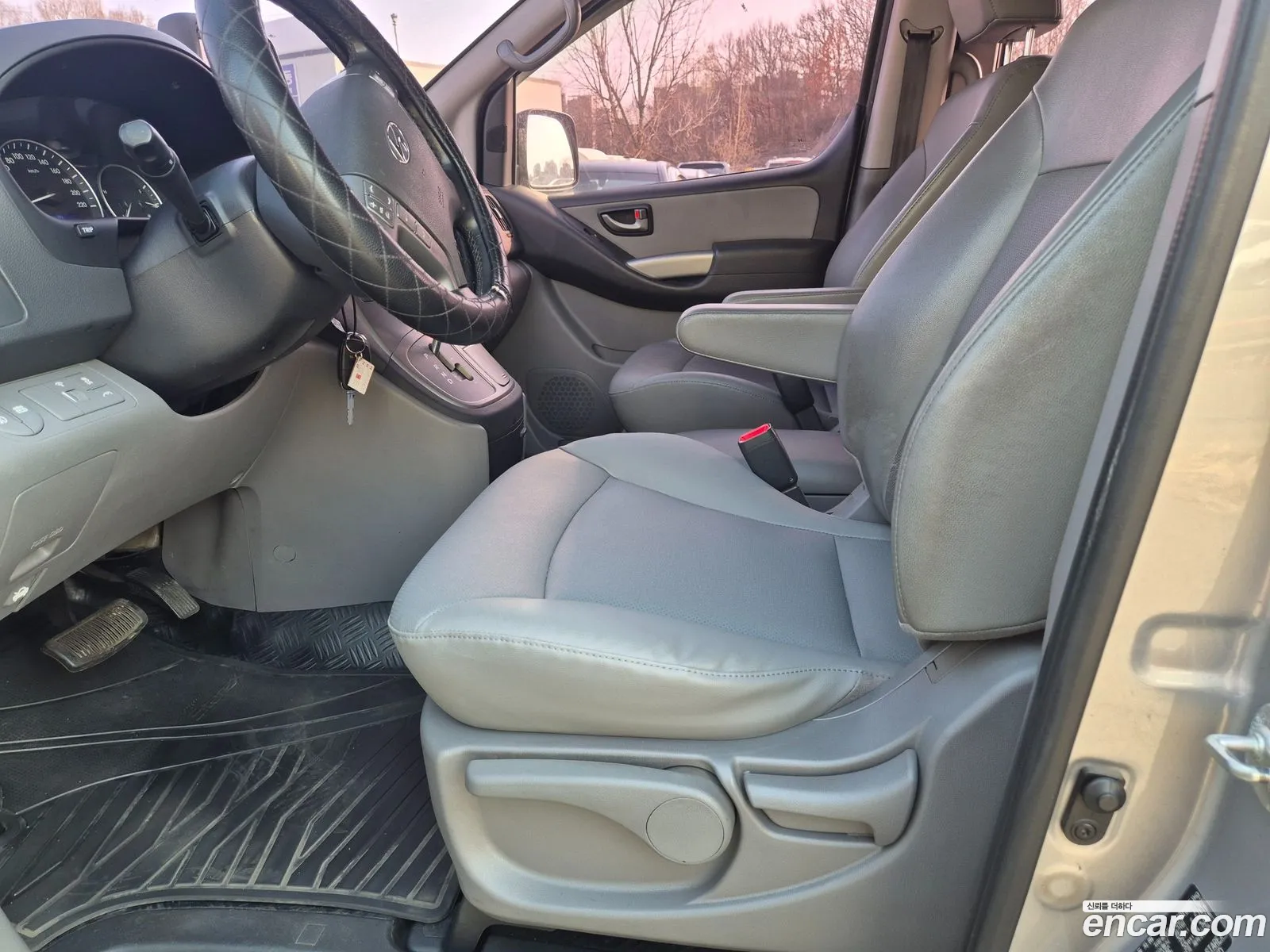 Hyundai Grand Starex 2017 — 7