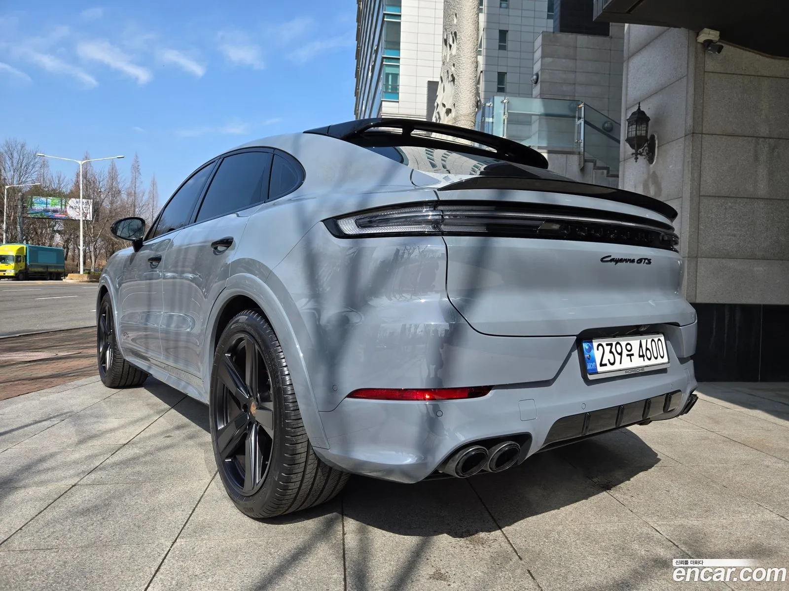 Porsche Cayenne 2025 — 12