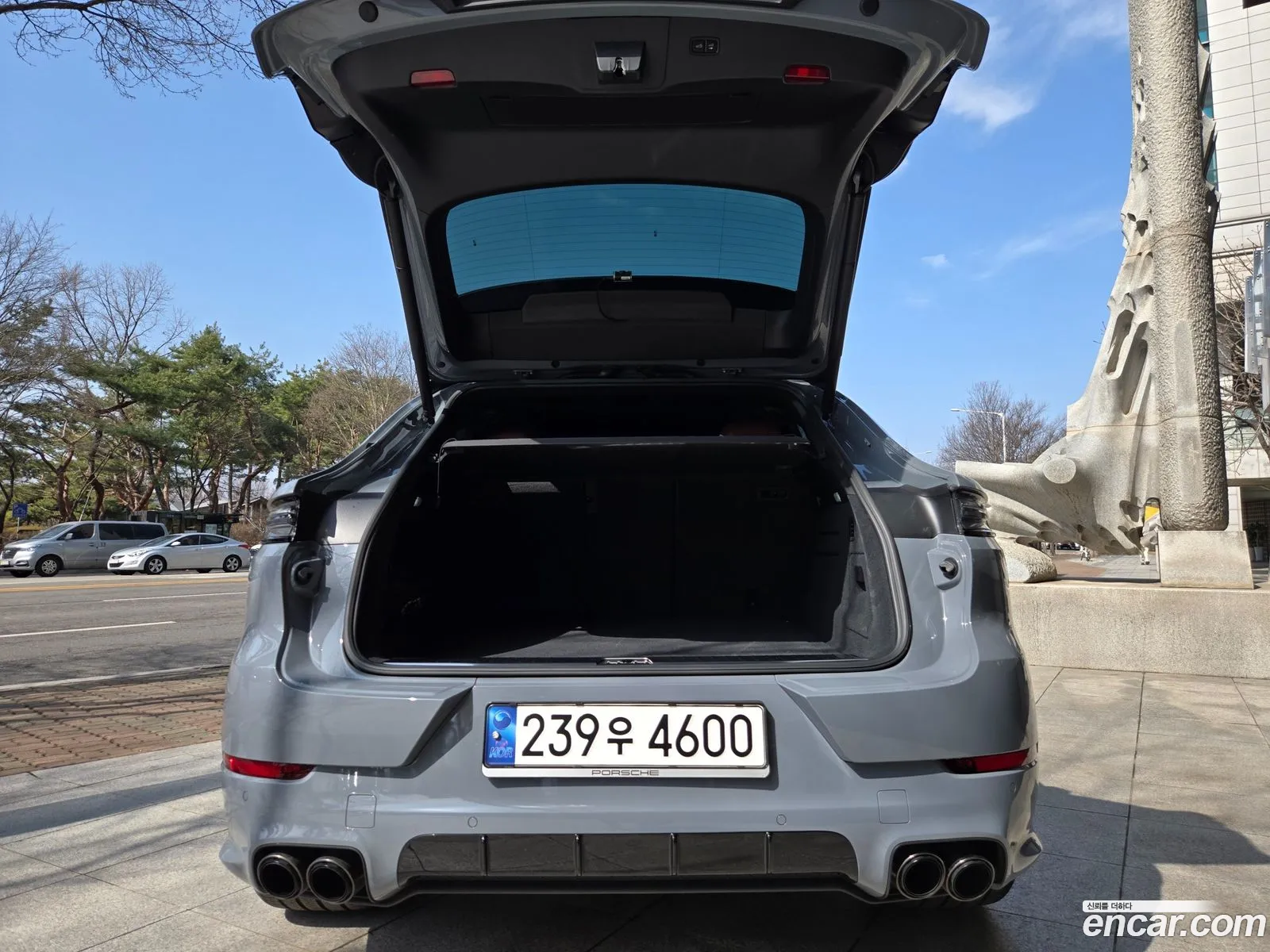 Porsche Cayenne 2025 — 17