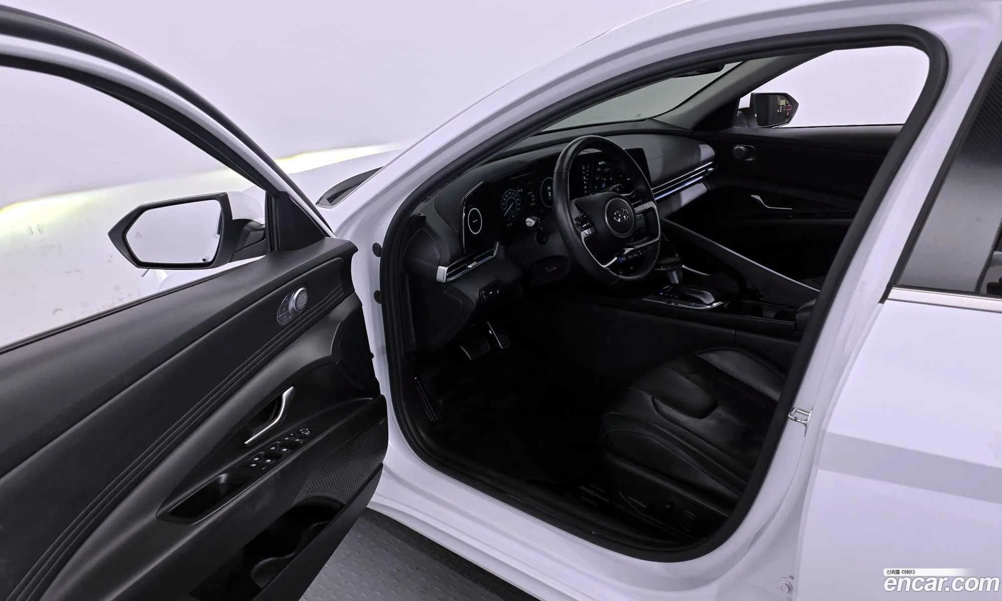 Hyundai Elantra 2021 — 15