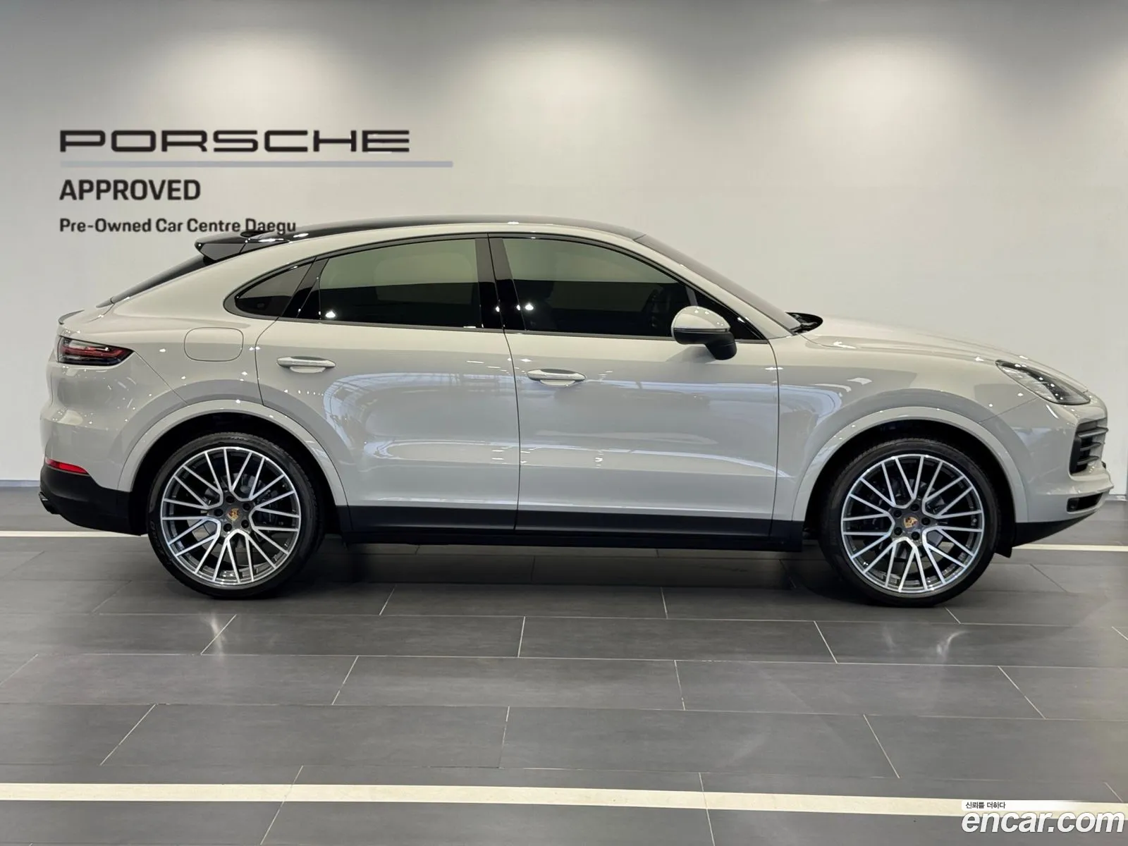Porsche Cayenne 2022 — 20