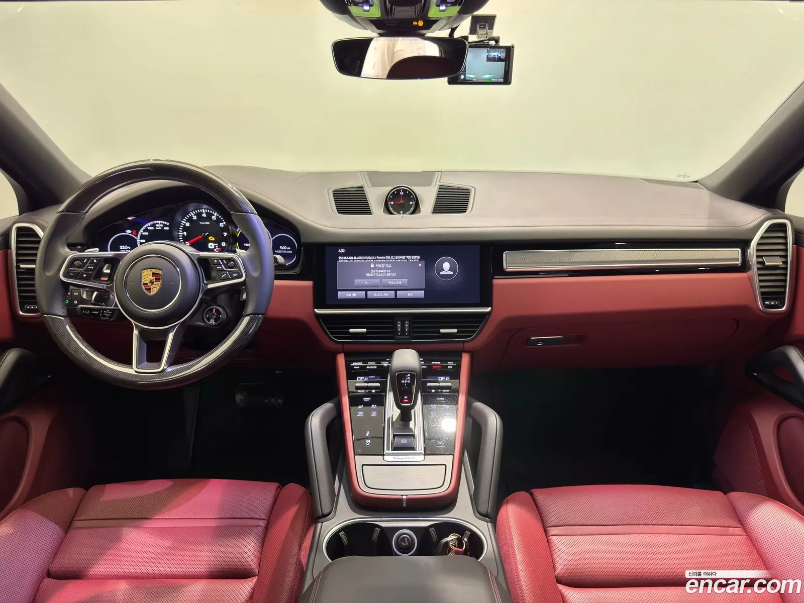 Porsche Cayenne 2022 — 17