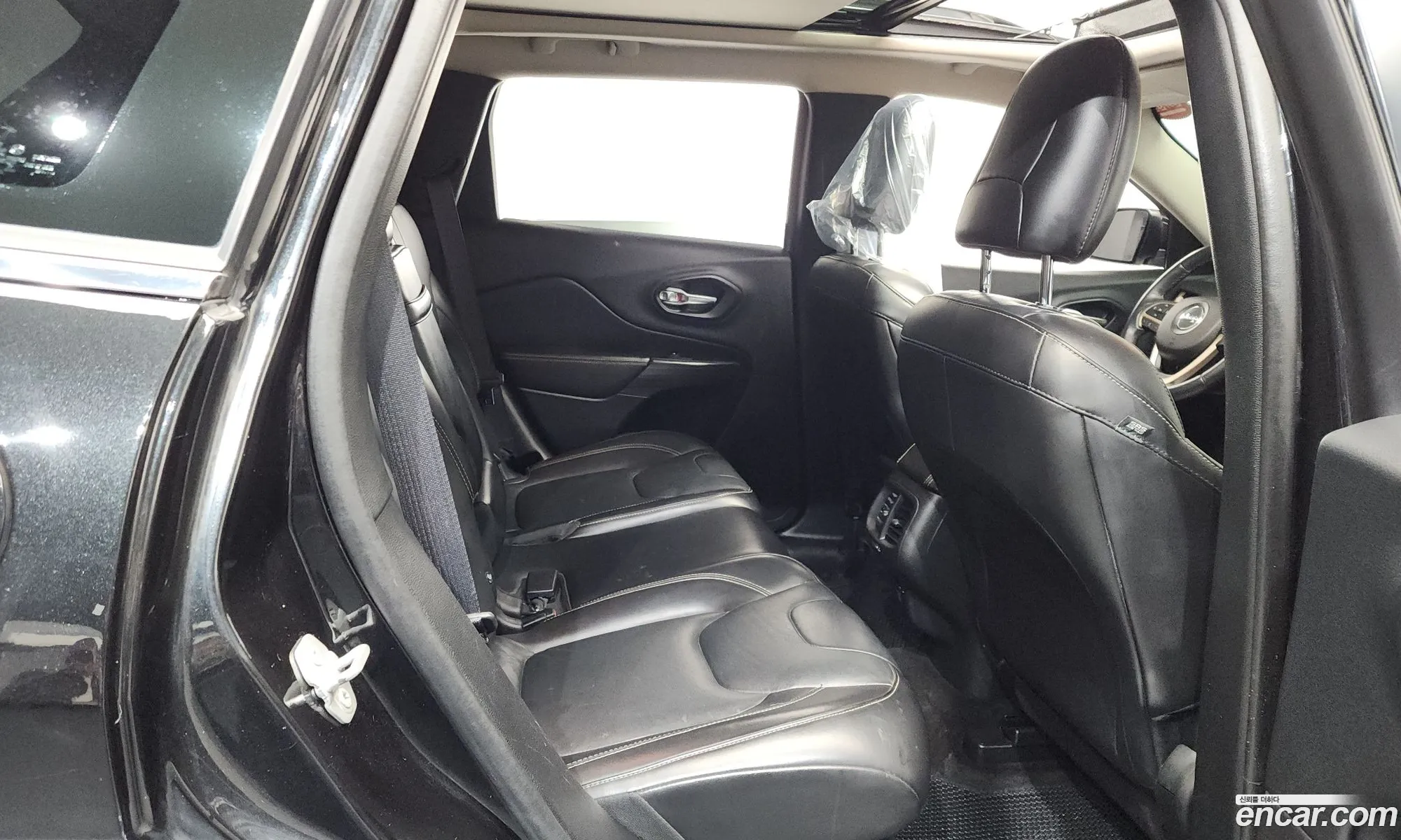 Jeep Cherokee 2016 — 18