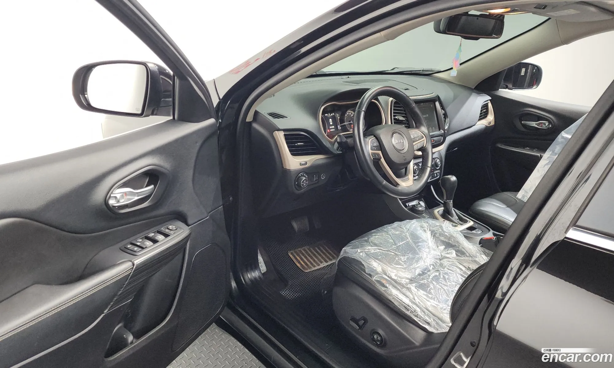 Jeep Cherokee 2016 — 2