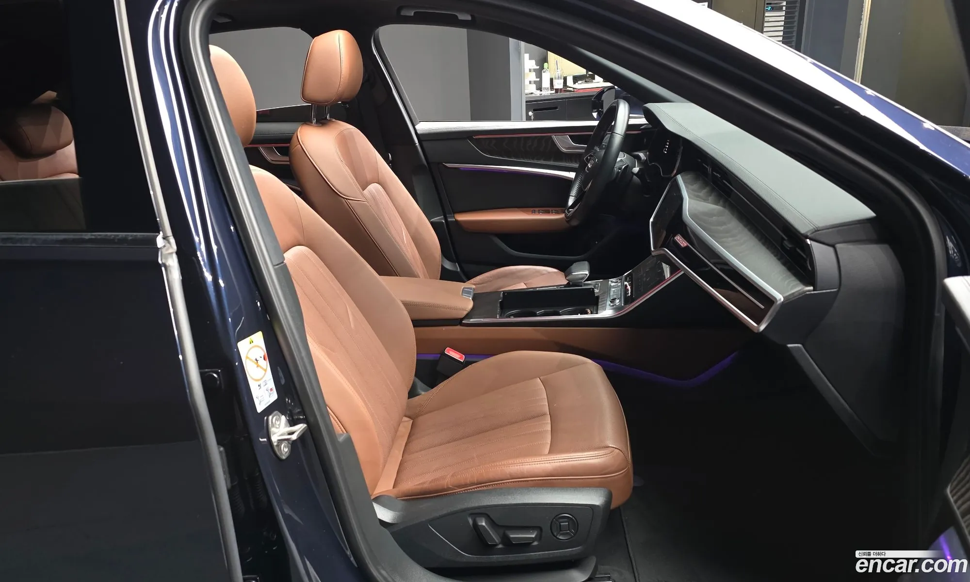 Audi A6 2021 WAUZZZF29MN018268 — 6