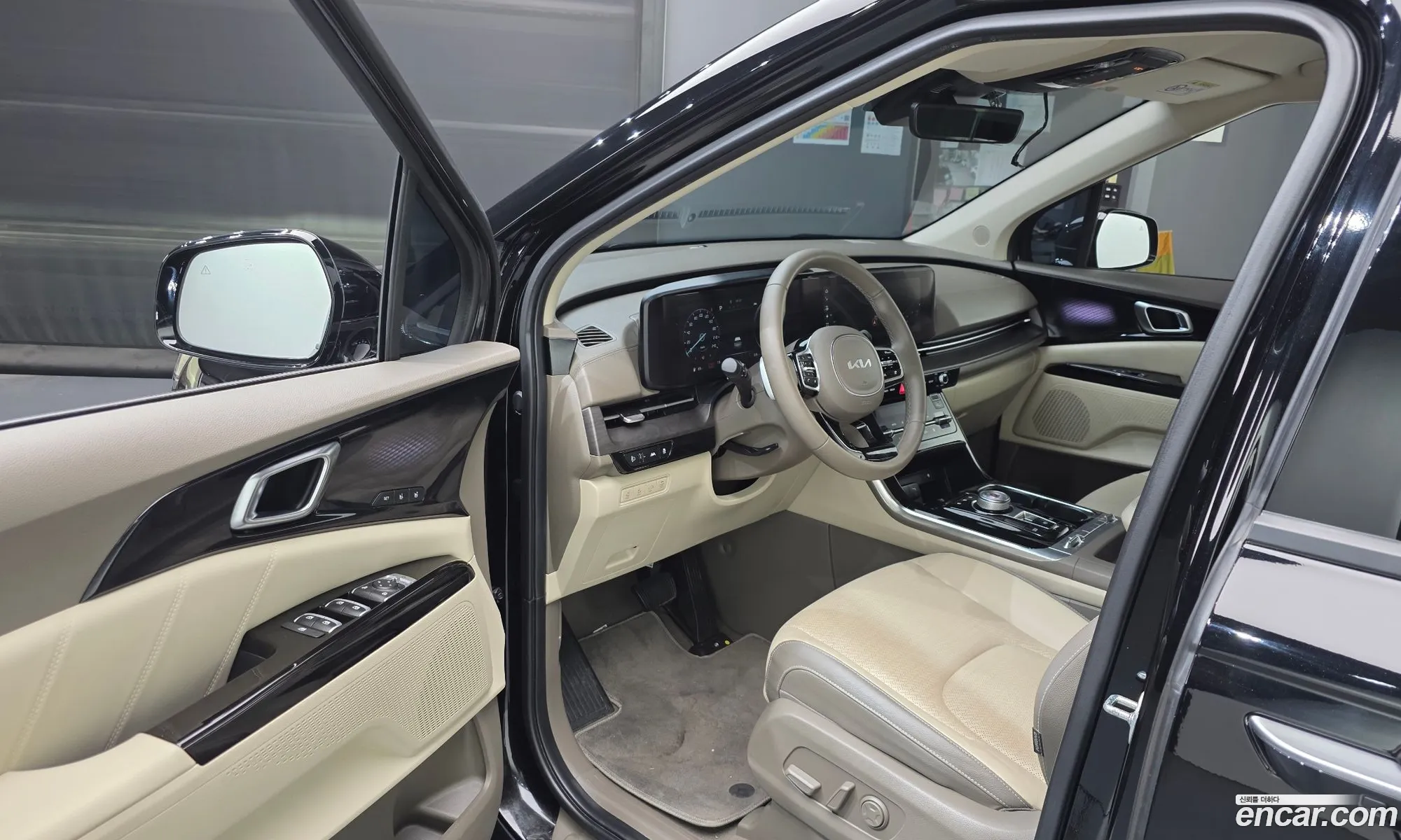 Kia Carnival 2022 — 5