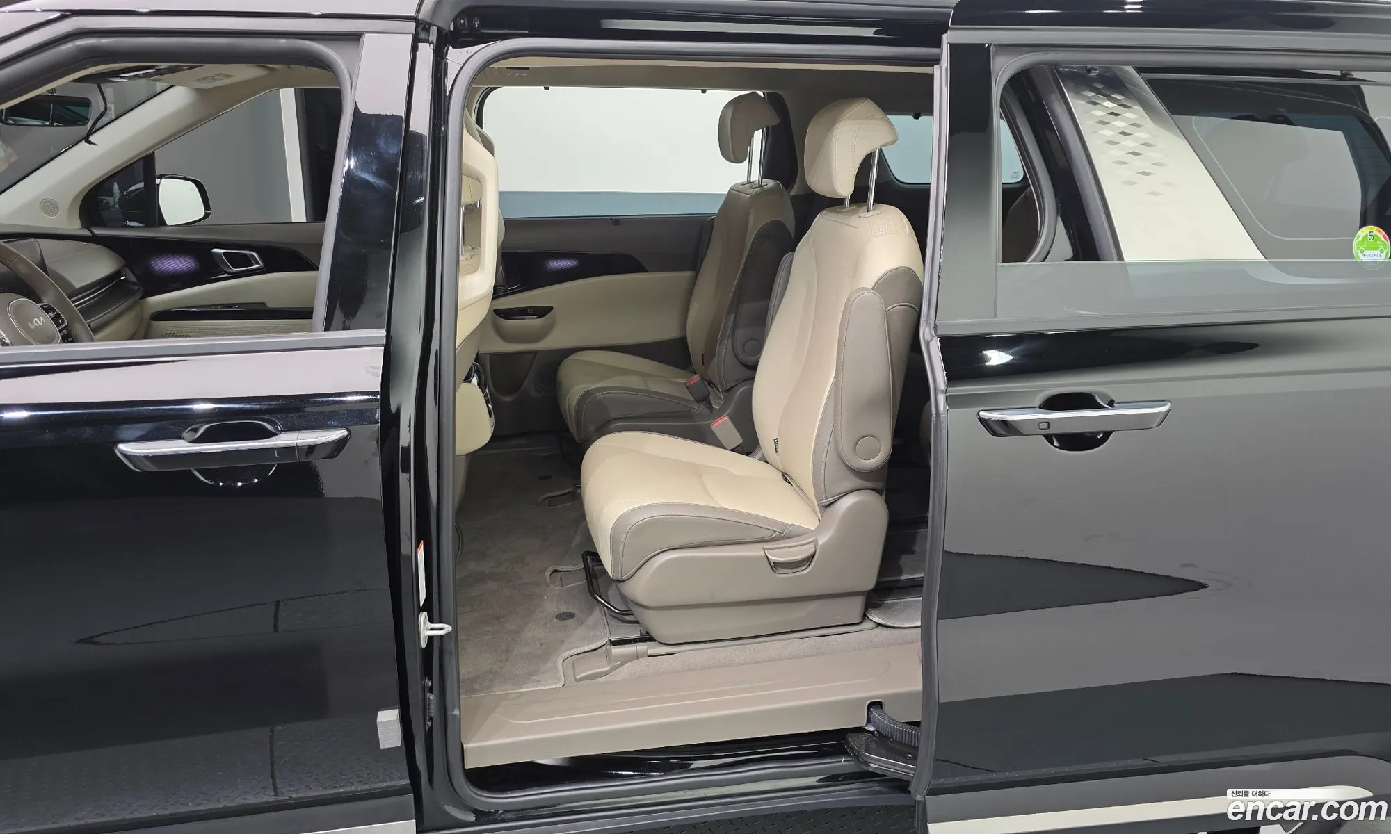 Kia Carnival 2022 — 20