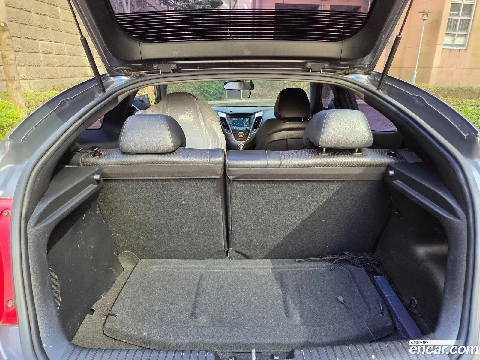 Hyundai Veloster 2013 — 16