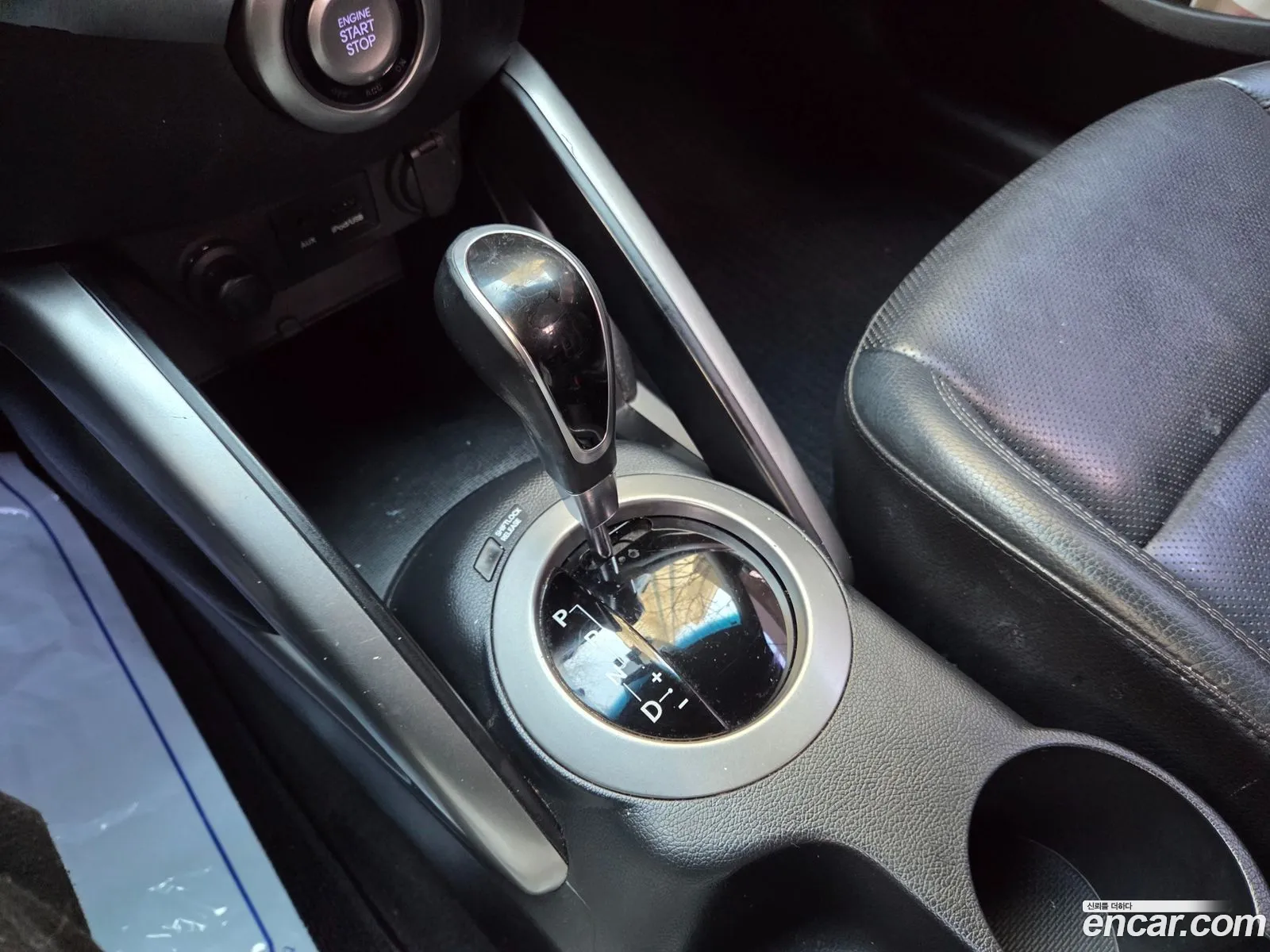 Hyundai Veloster 2013 — 11