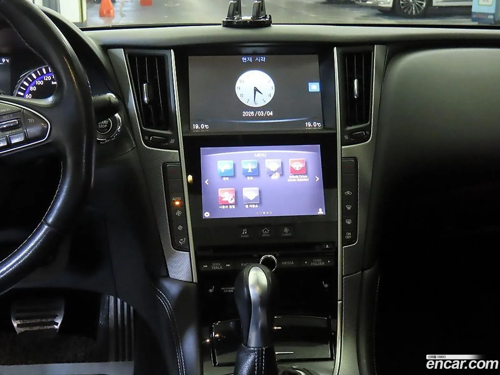 Infiniti Q50 2014 — 18