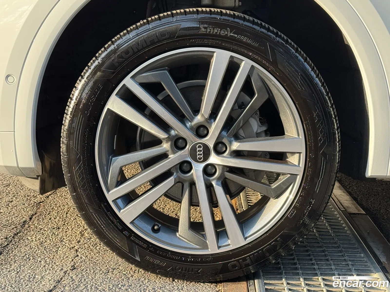 Audi Q5 2021 — 12