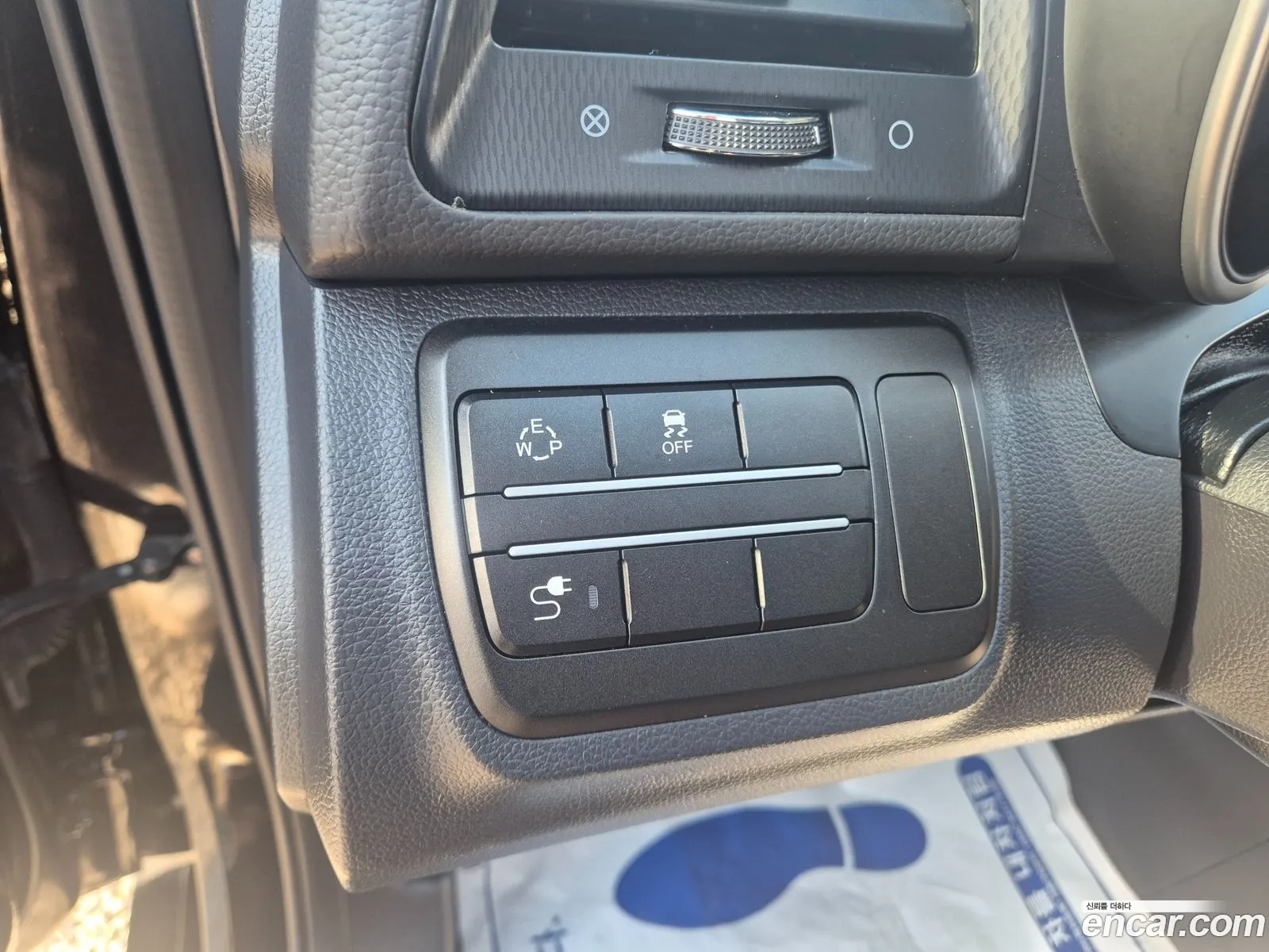 KG Mobility (SsangYong) Tivoli Air 2016 — 15