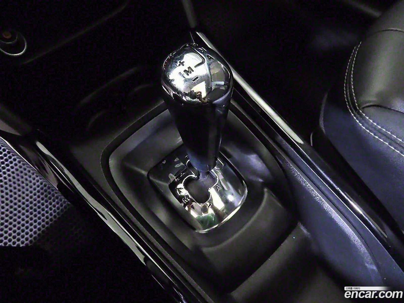 Peugeot 2008 2015 — 12