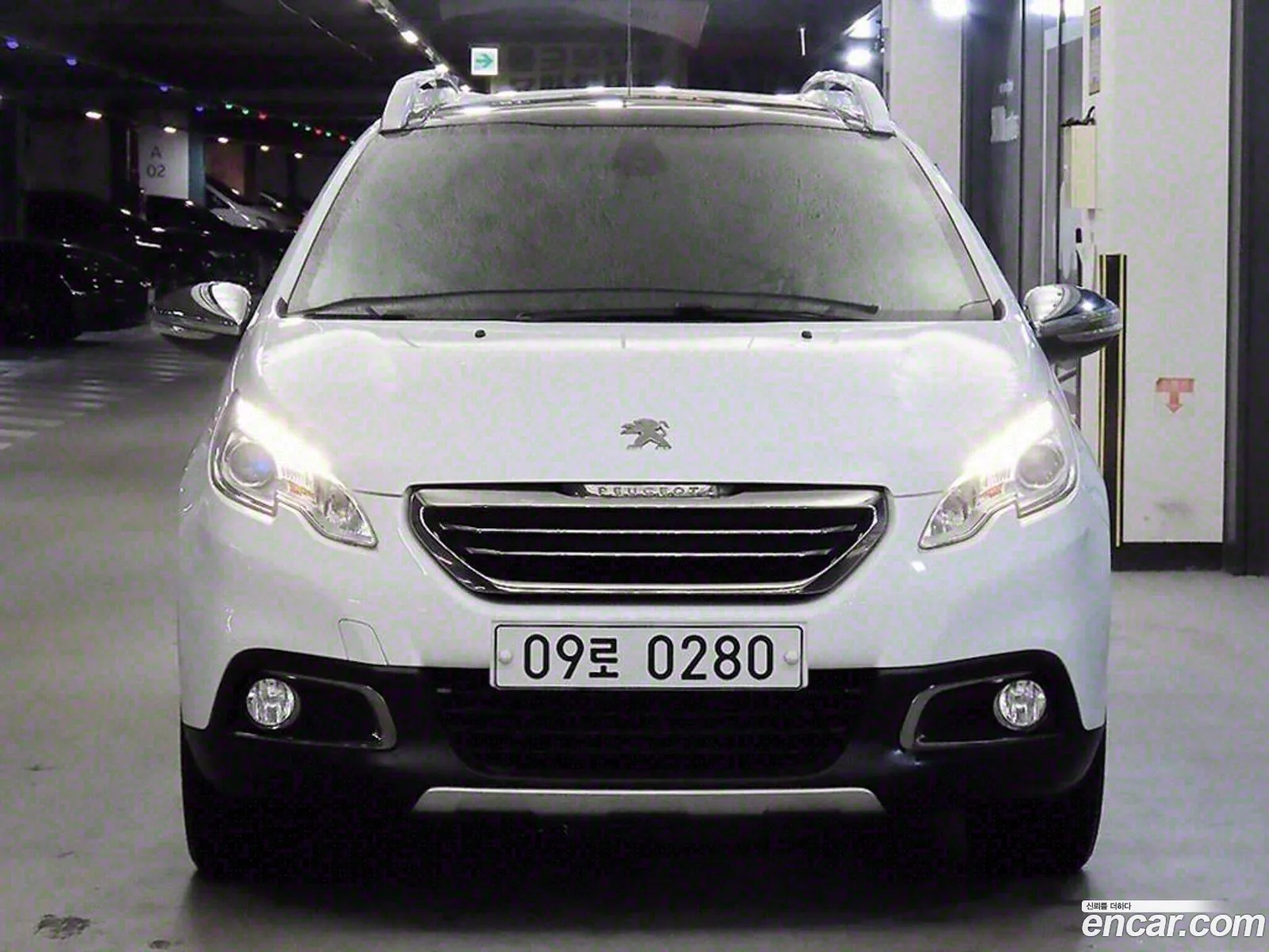 Peugeot 2008 2015 — 17