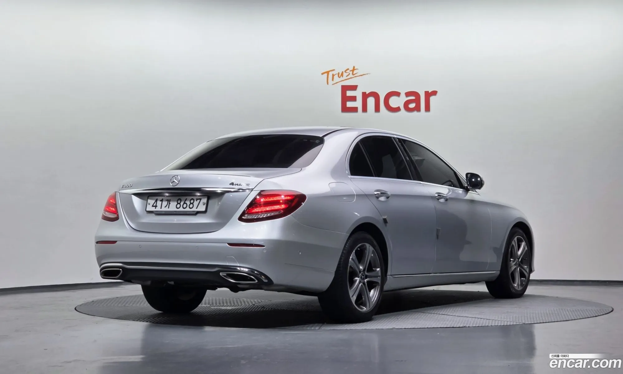 Mercedes-Benz E-Class W213 2018 WDDZF4KB3JA378892 — 19