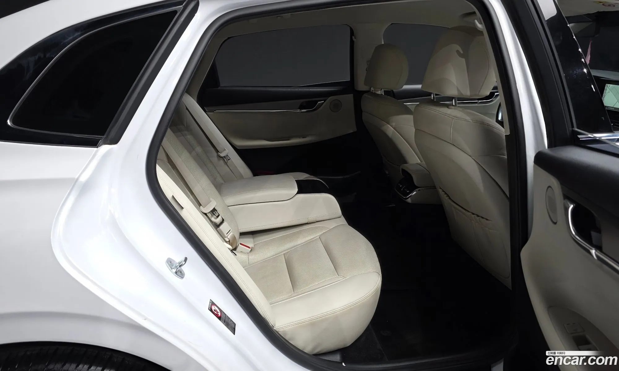 Hyundai Grandeur IG 2021 — 18