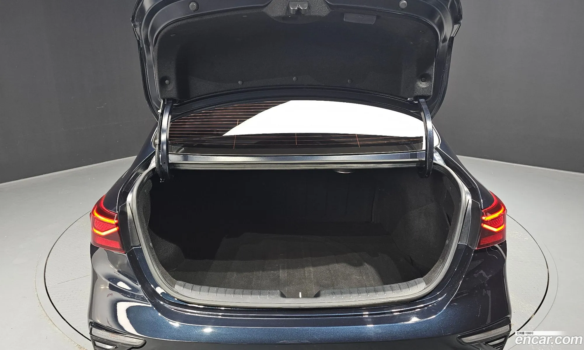 Kia K3 2018 — 12
