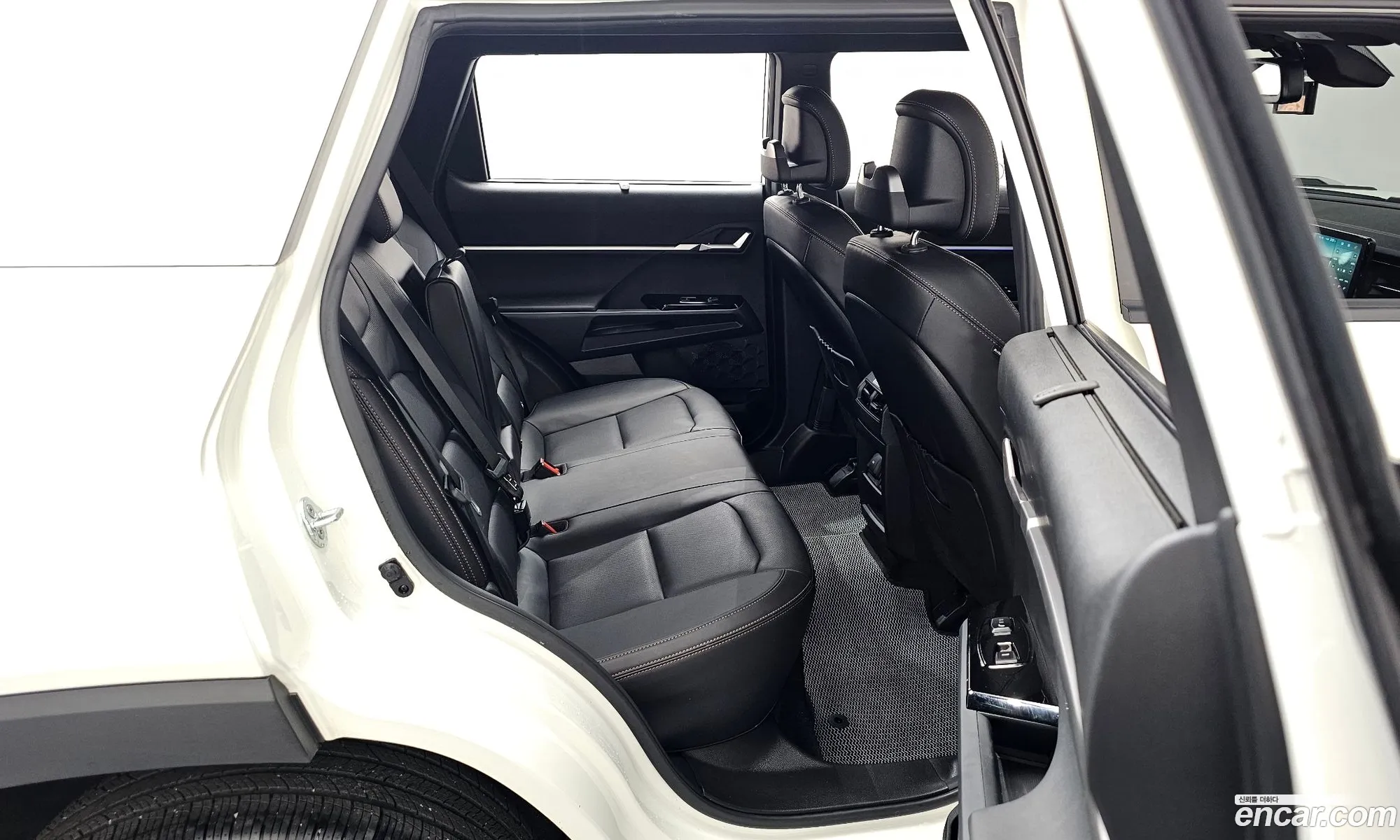 KG Mobility (SsangYong) Torres 2024 — 13