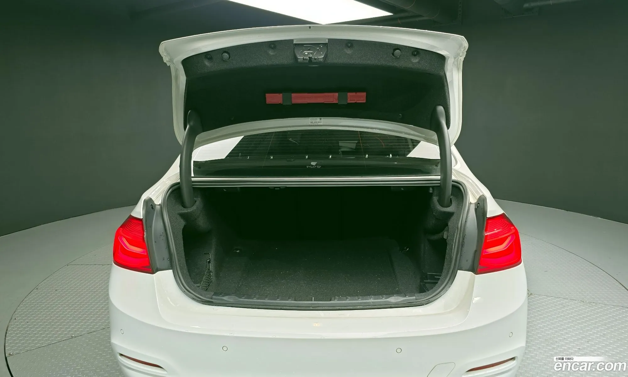BMW 3 Series 2017 — 19