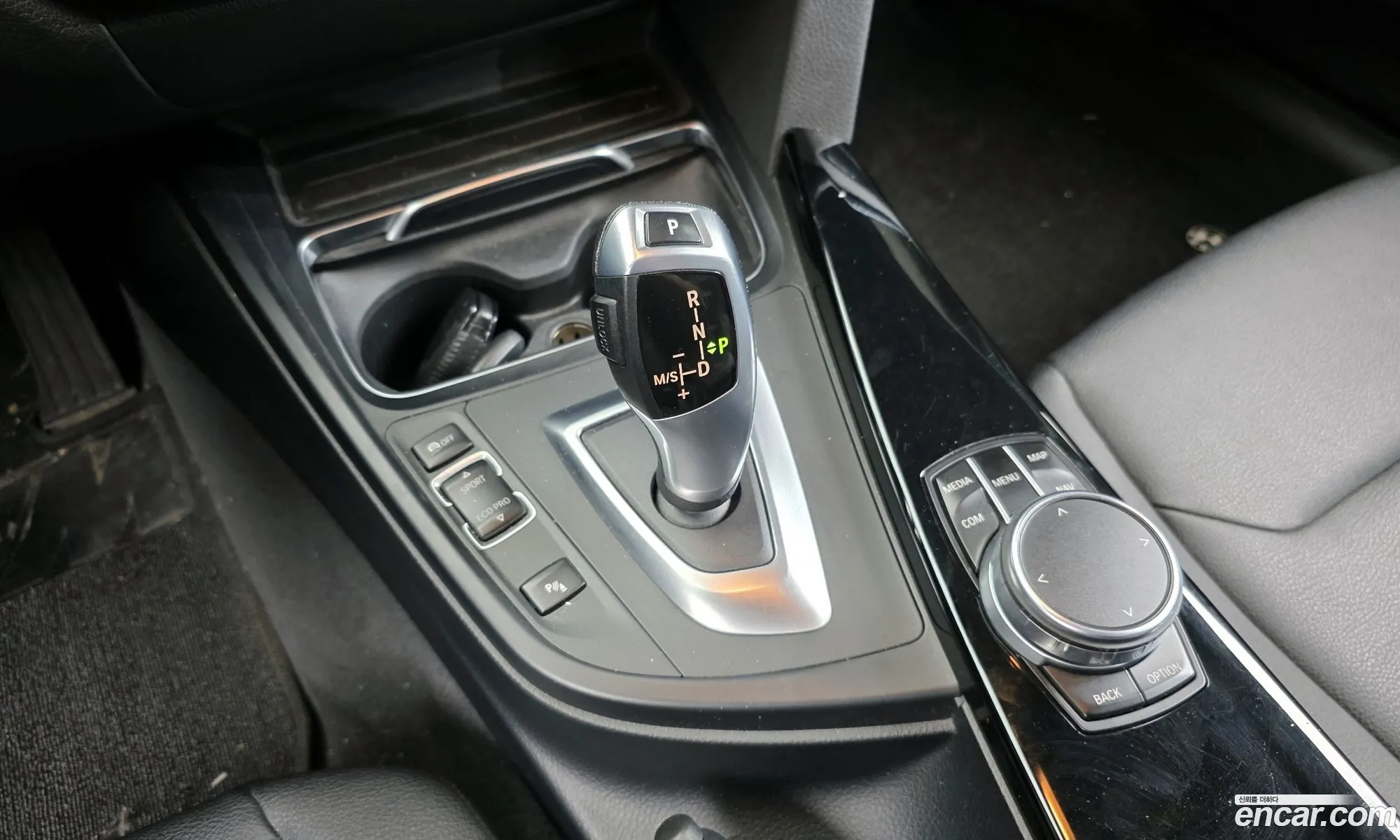 BMW 3 Series 2017 — 18