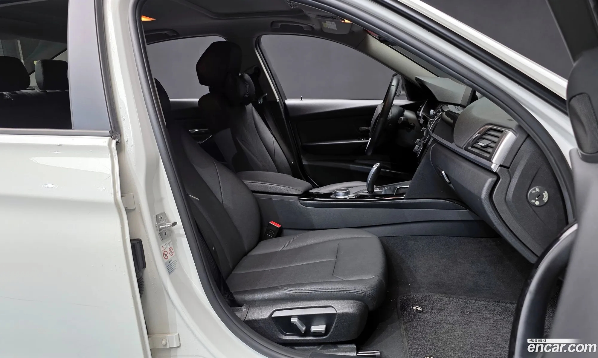 BMW 3 Series 2017 — 2