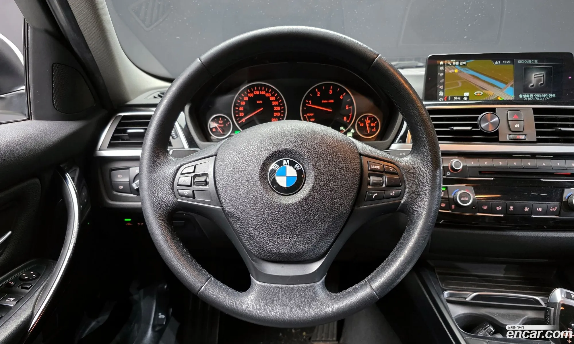 BMW 3 Series 2017 — 10