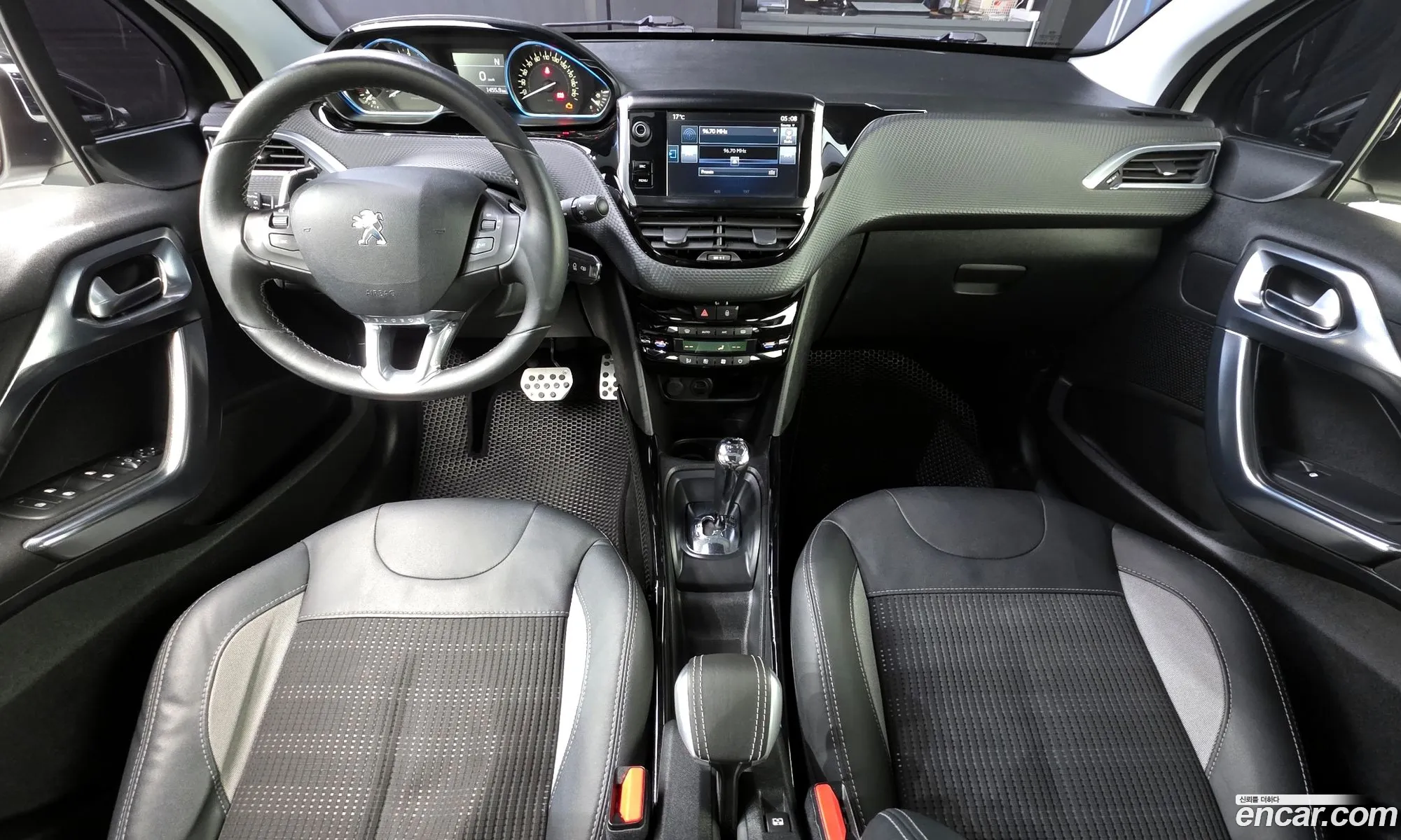 Peugeot 2008 2016 VF3CUBHYMGY013850 — 14