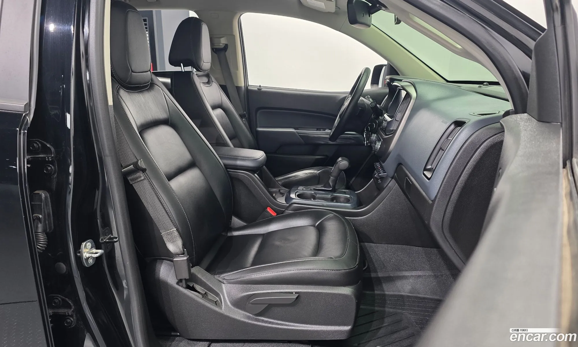 Chevrolet (GM Daewoo) Real New Colorado 2021 — 4