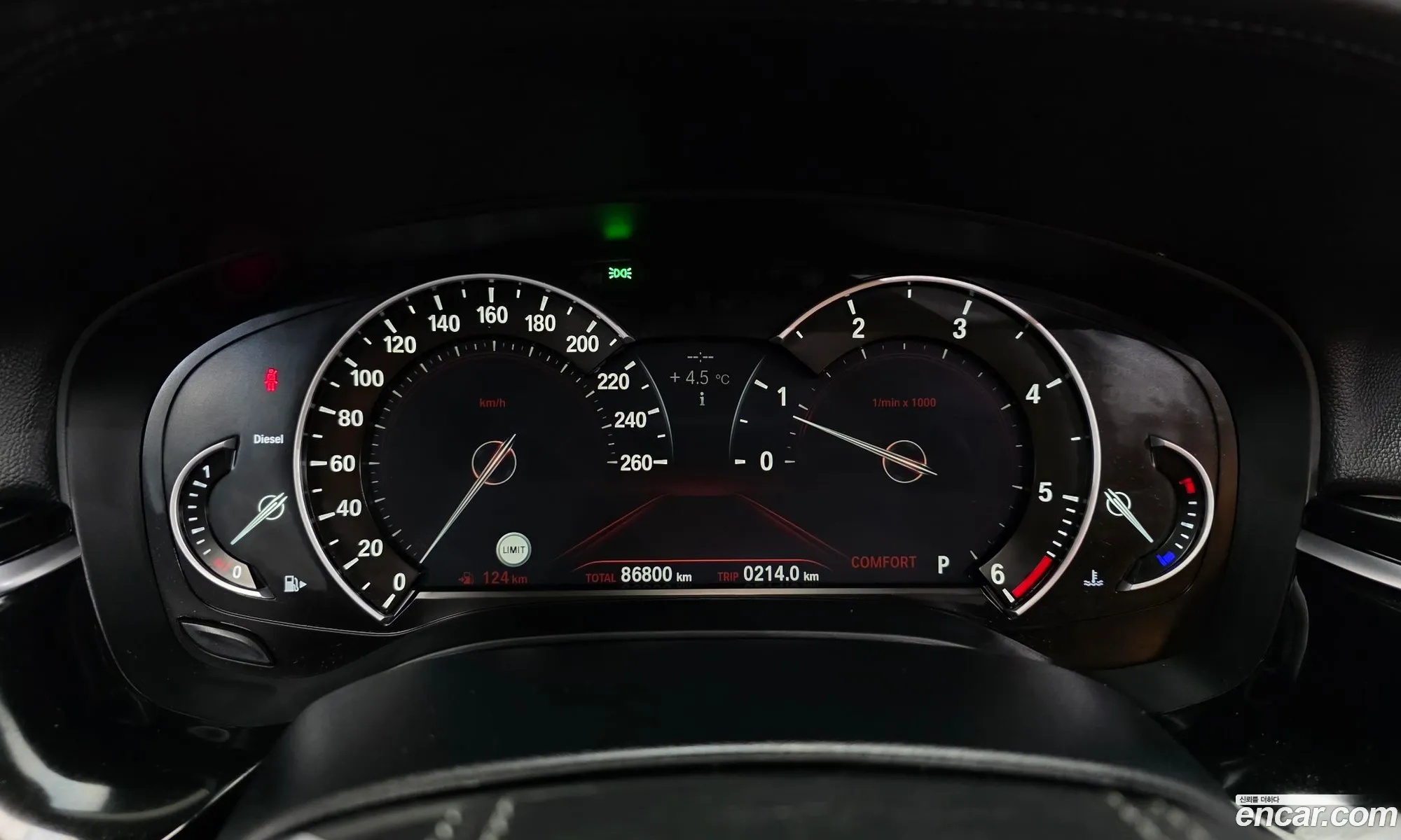 BMW 5 Series 2018 WBAJC3106JDB28247 — 2