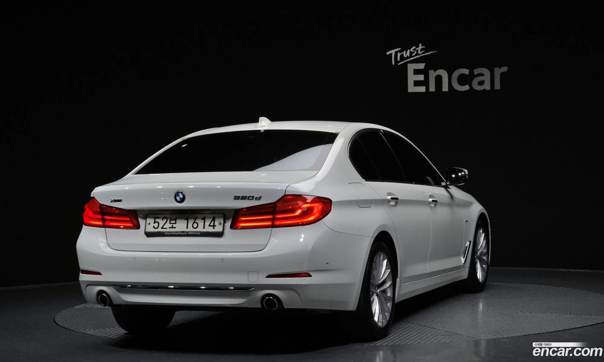 BMW 5 Series 2018 — 15