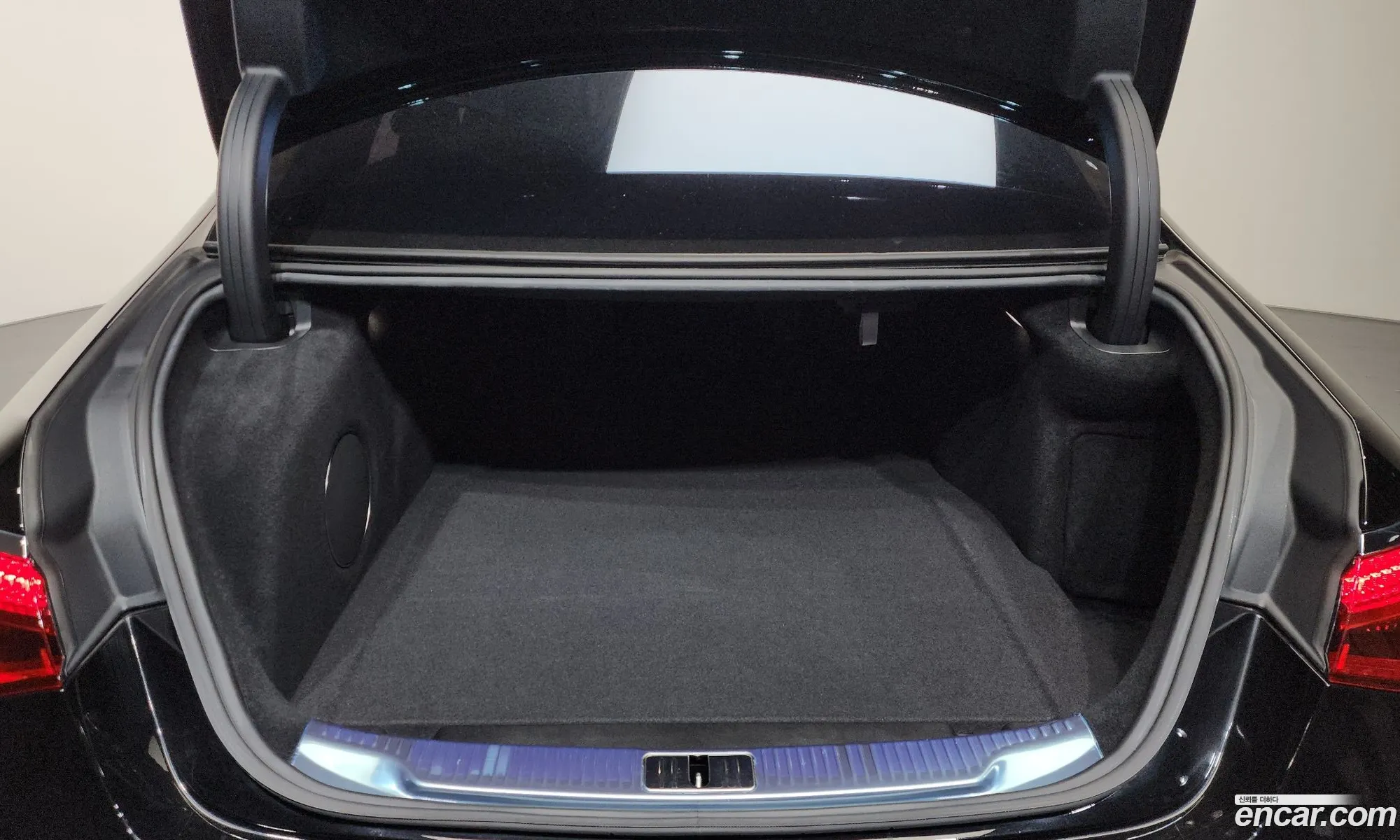 Mercedes-Benz S-Class W223 2024 — 8