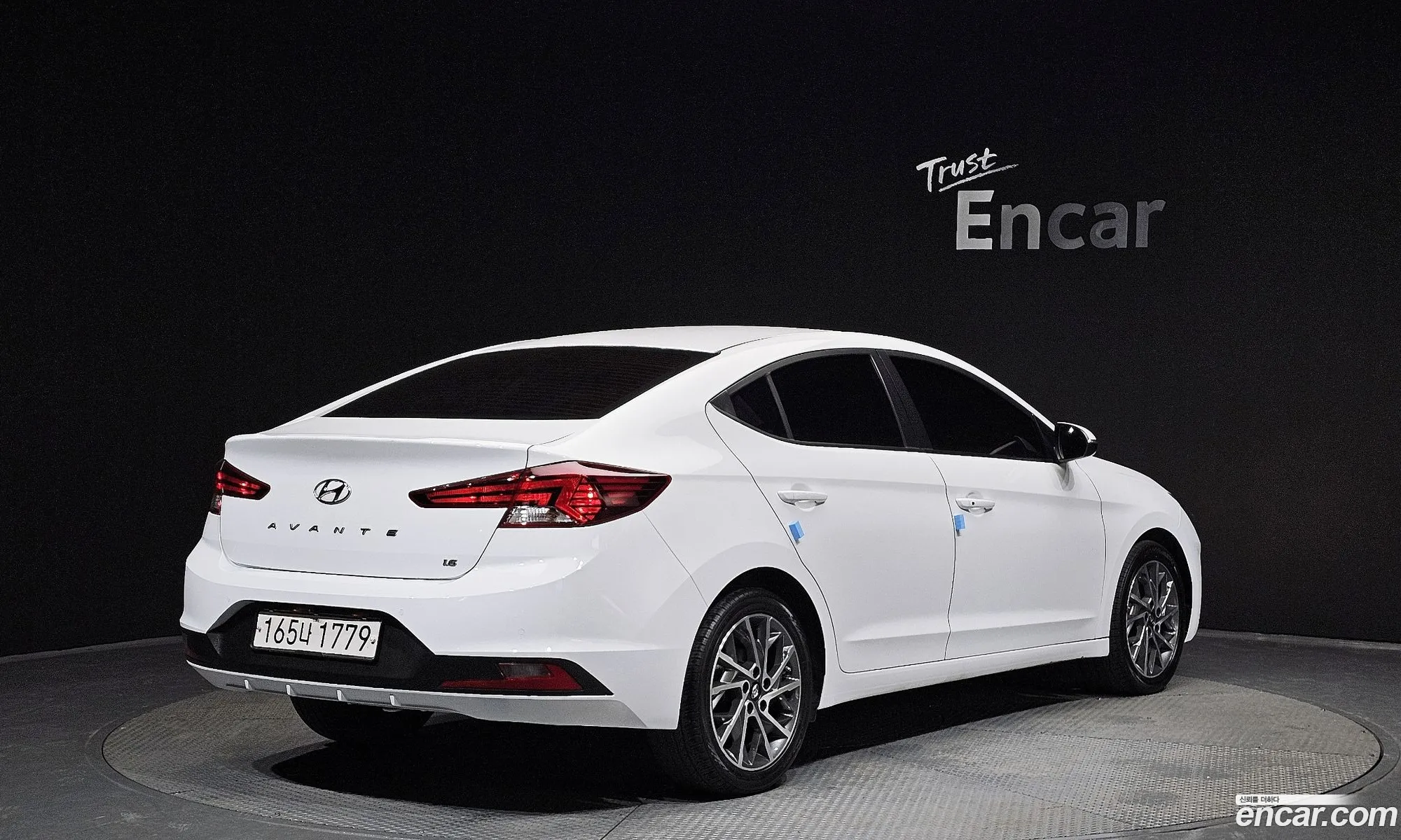 Hyundai Elantra AD 2019 — 2