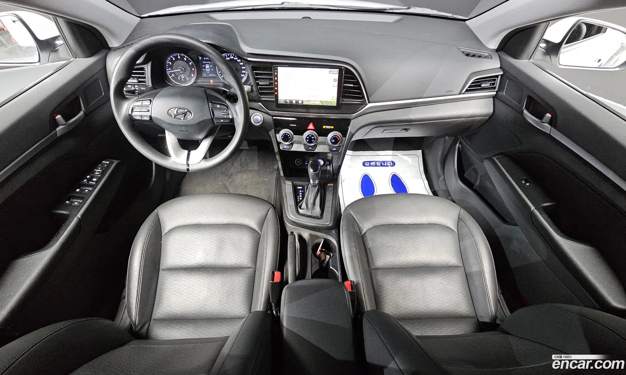 Hyundai Elantra AD 2019 — 11