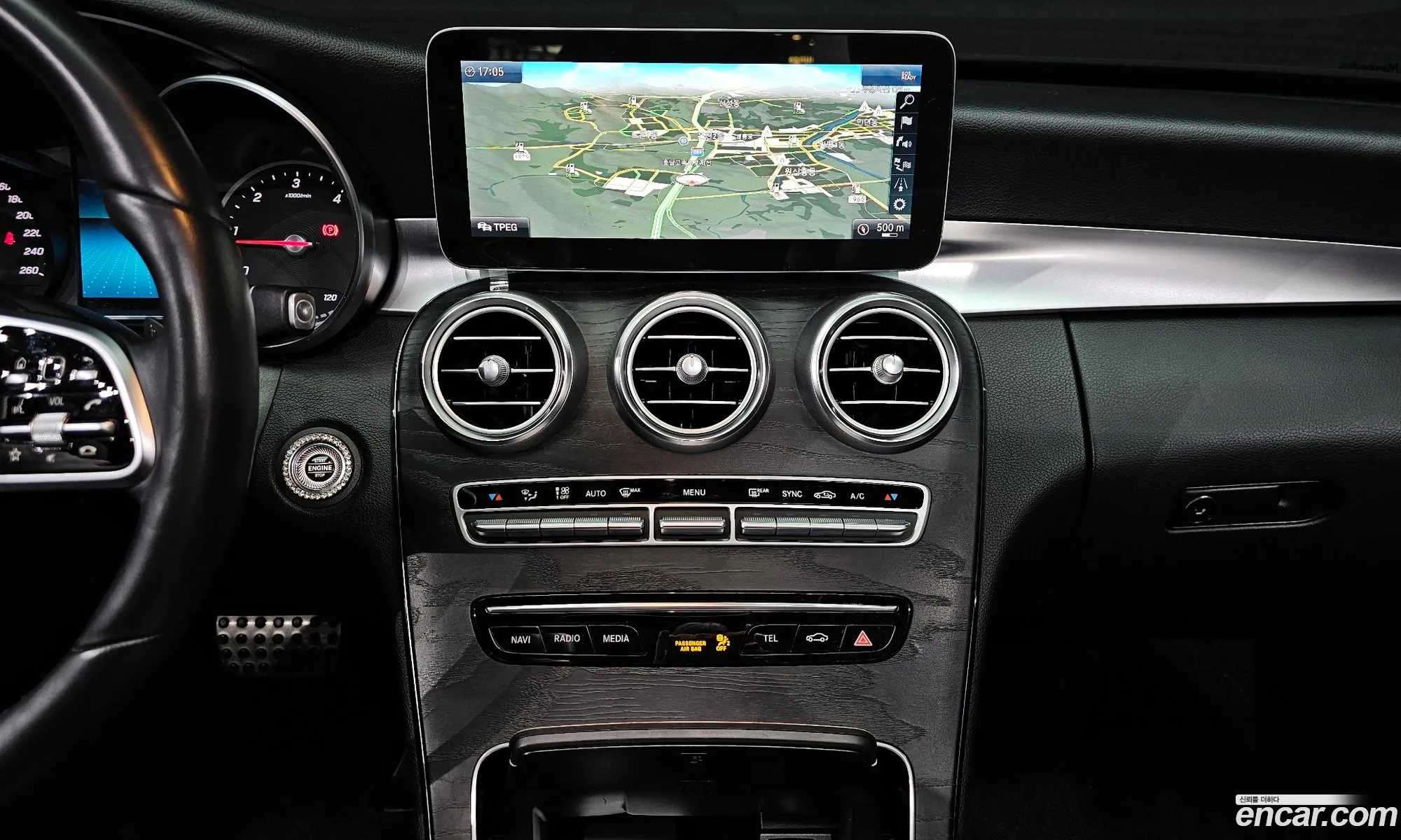 Mercedes-Benz C-Class W205 2019 — 11