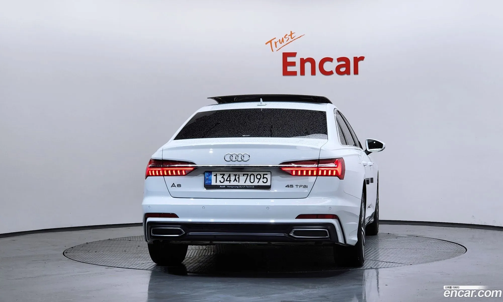 Audi A6 2022 WAUZZZF28NN058374 — 10