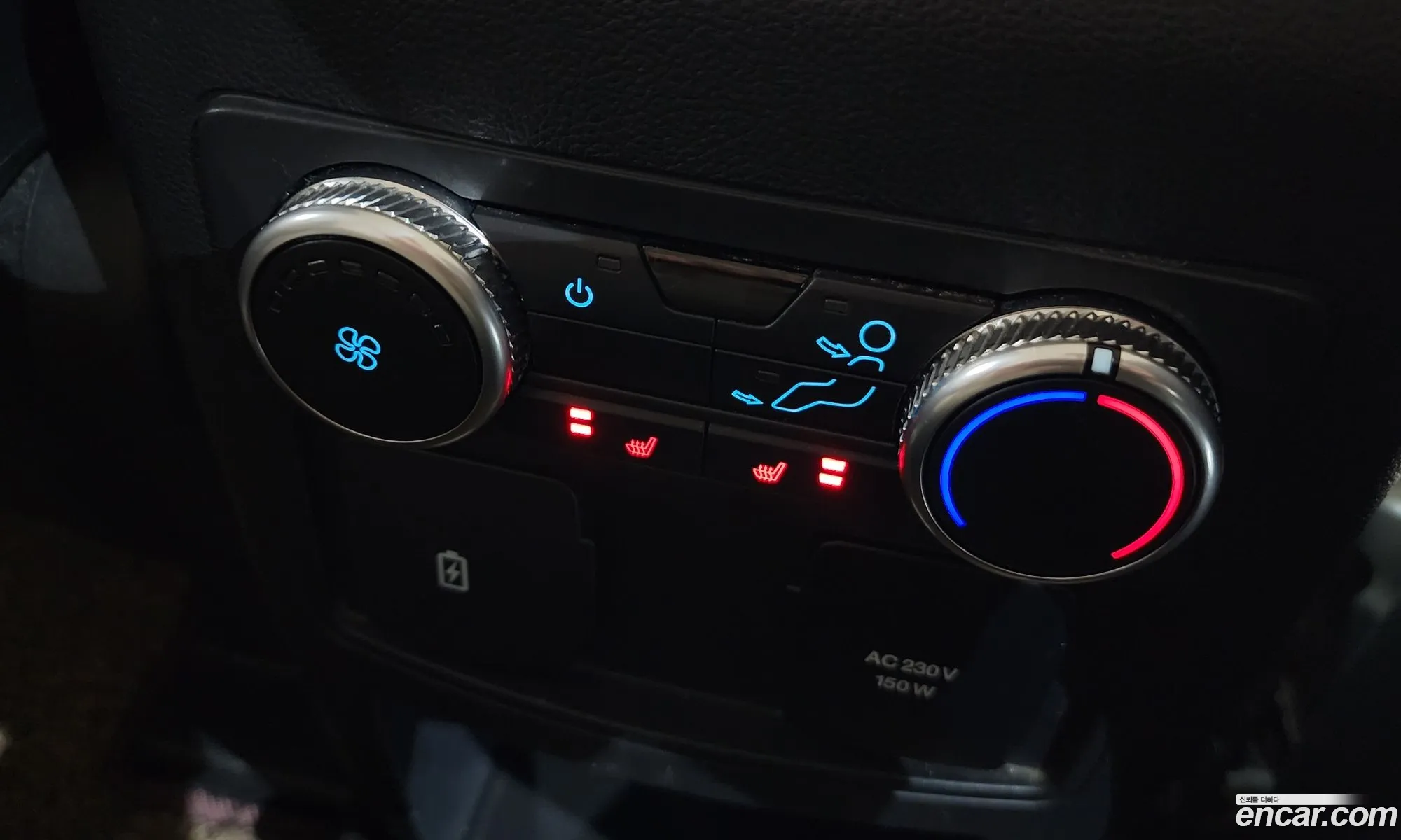 Ford Explorer 6th Gen 2019 1FMSK8FH6LGA72987 — 19