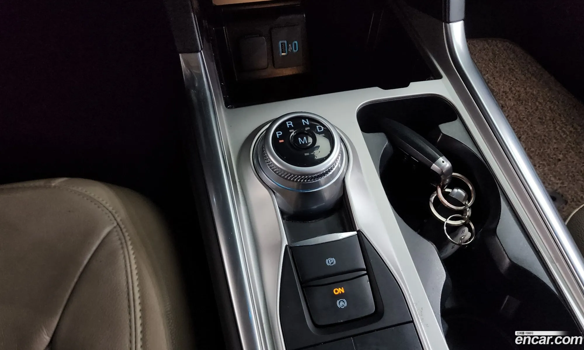 Ford Explorer 6th Gen 2019 1FMSK8FH6LGA72987 — 6