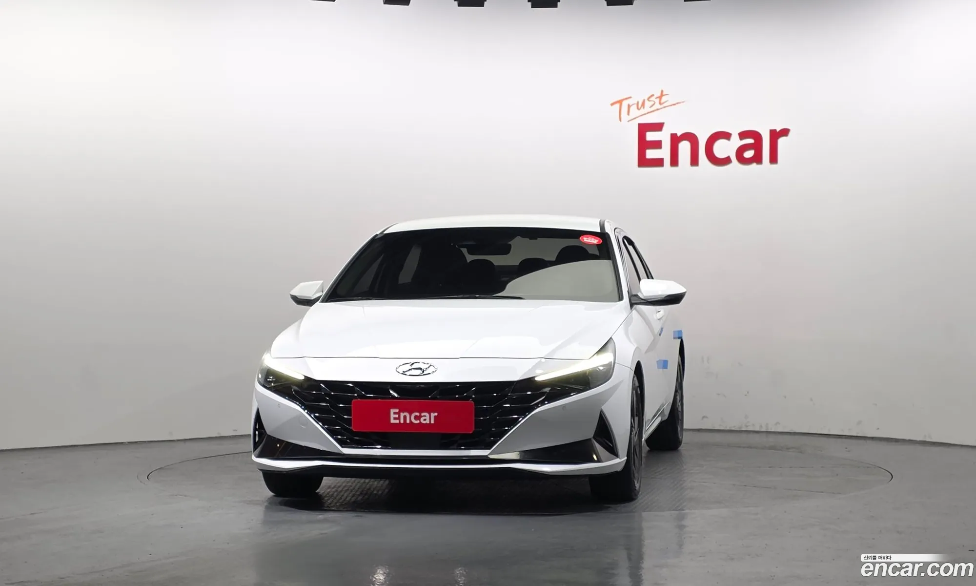Hyundai Elantra 2021 — 18