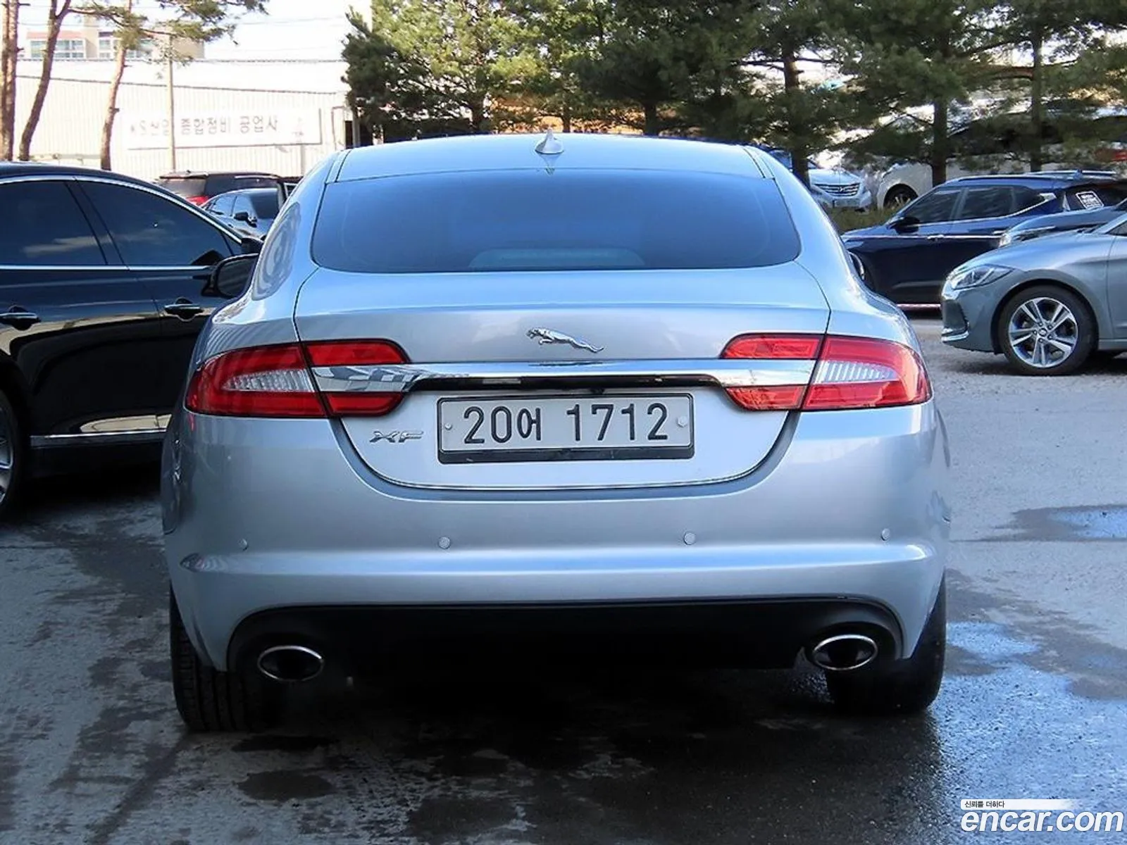 Jaguar XF 2013 — 12