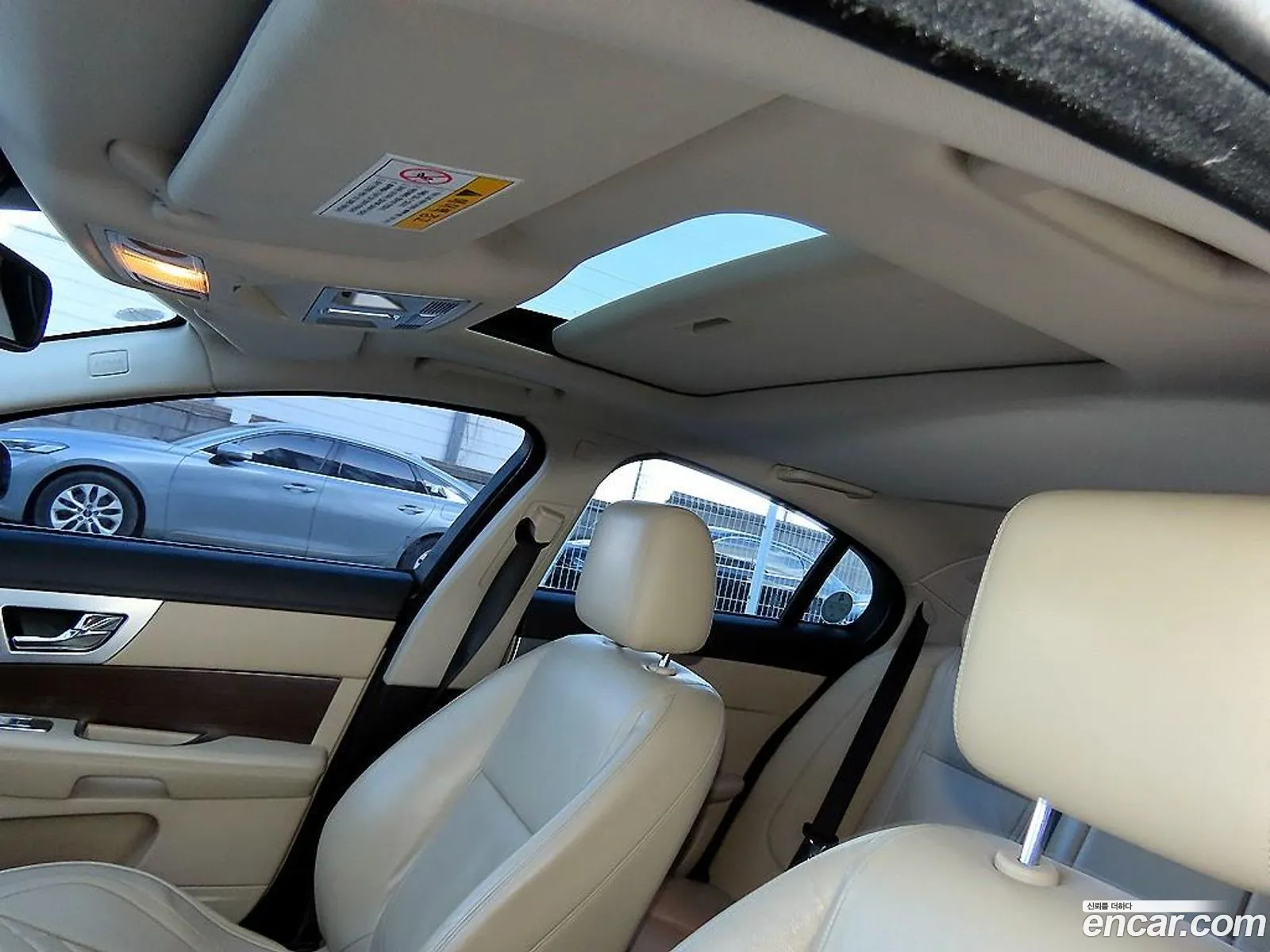 Jaguar XF 2013 — 8