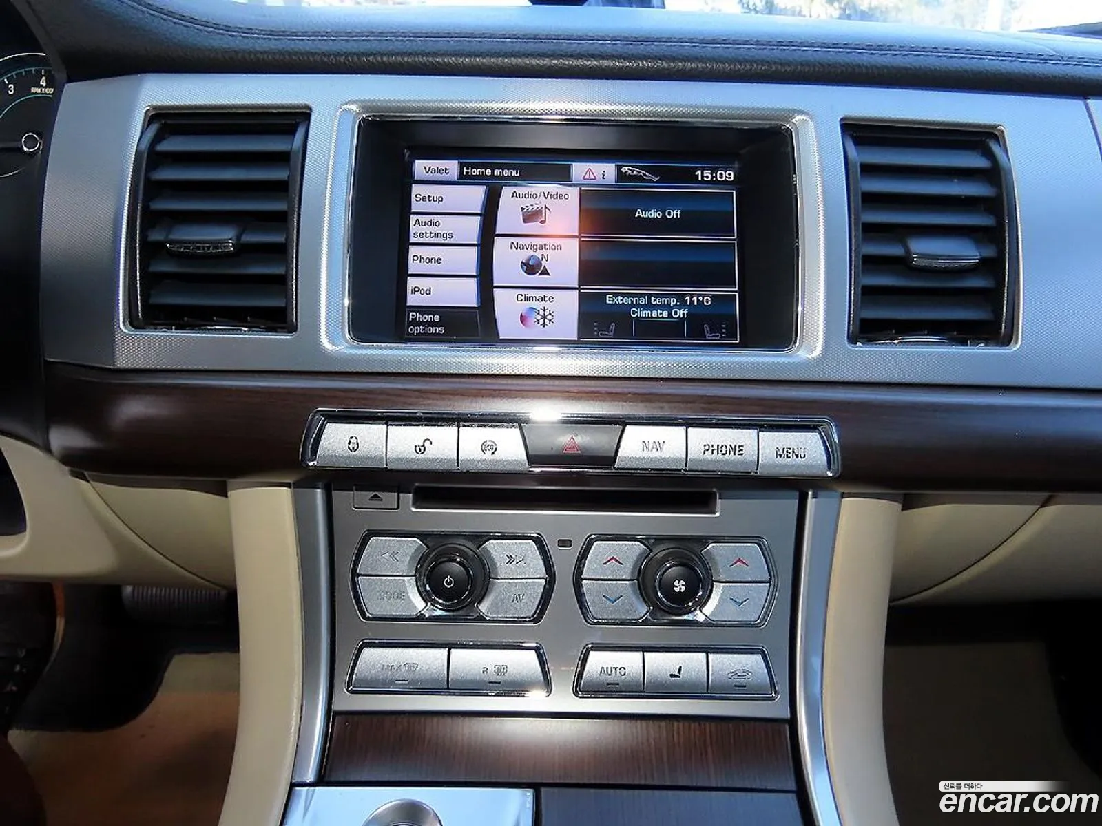 Jaguar XF 2013 — 3