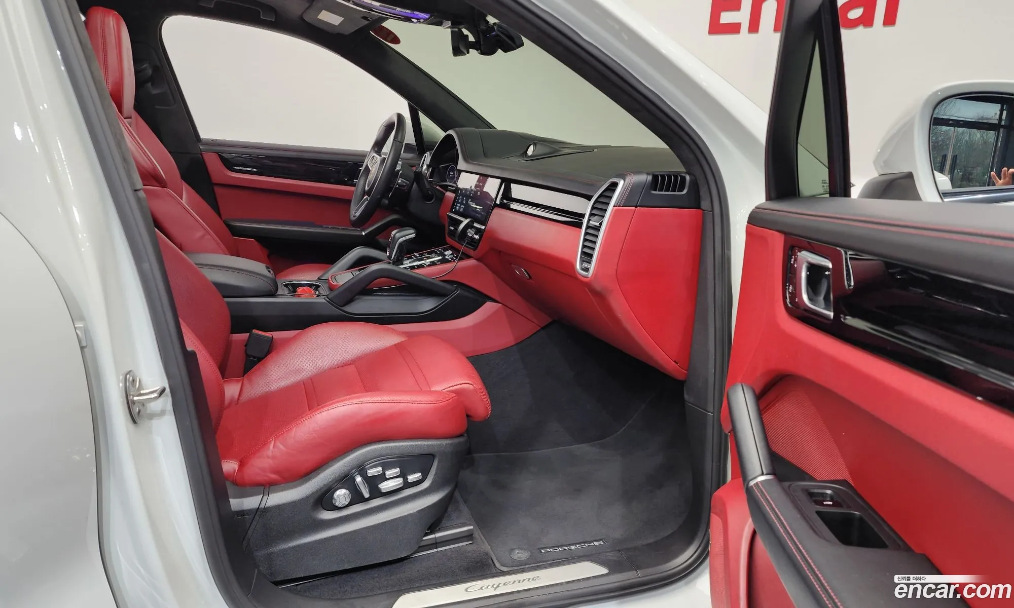 Porsche Cayenne 2019 WP1AA29Y1KDA36456 — 12