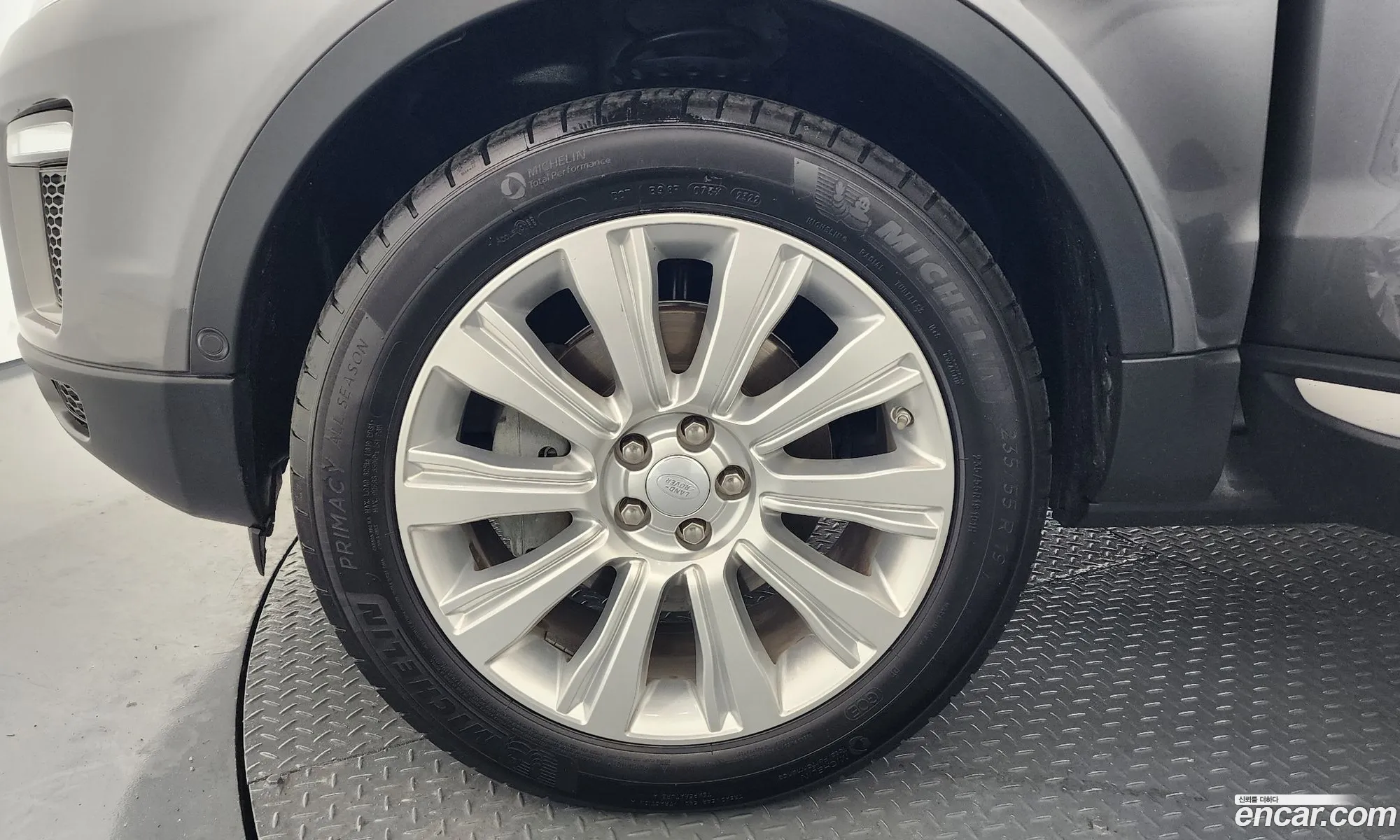 Land Rover Range Rover Evoque 2017 SALVA2BN1HH249825 — 9