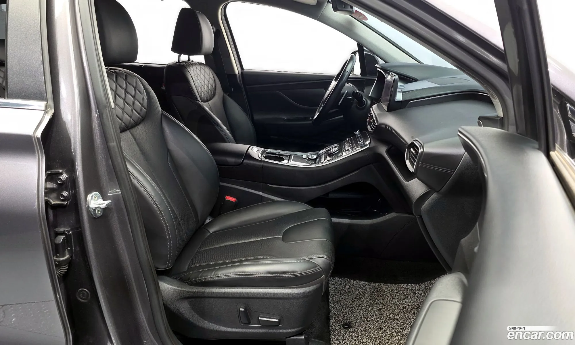 Hyundai Santa Fe 2022 — 16
