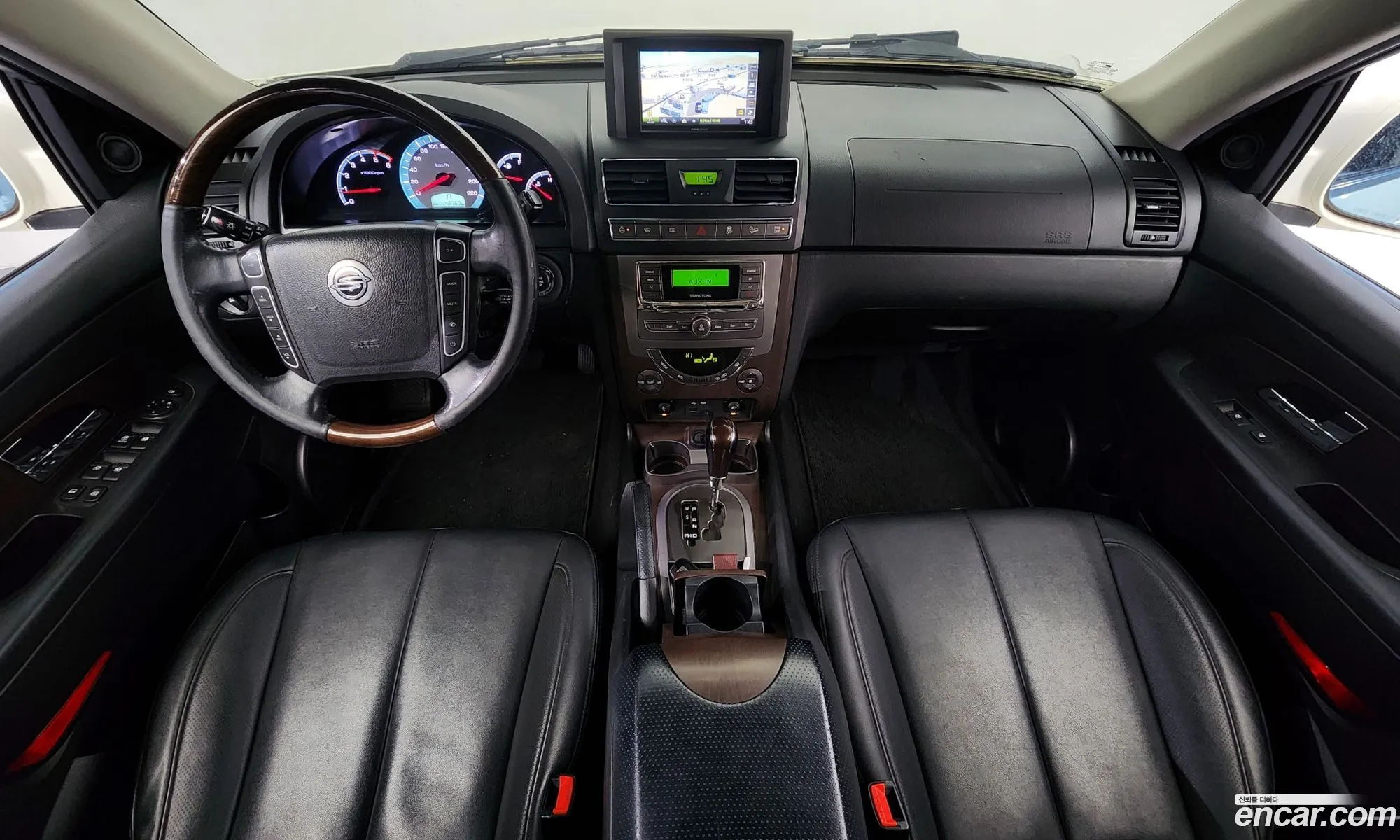 KG Mobility (SsangYong) Rexton W 2014 — 6