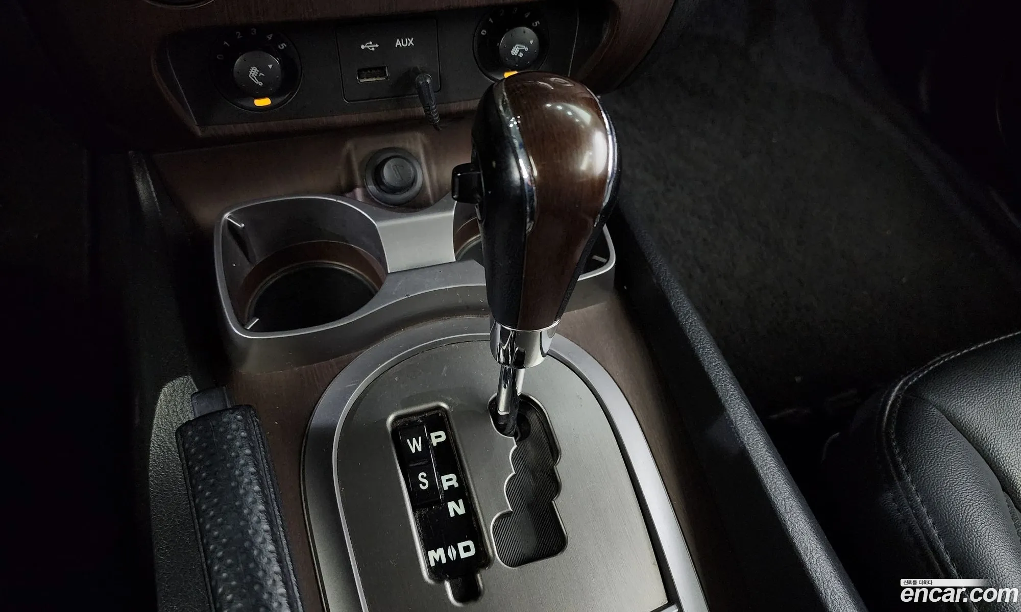 KG Mobility (SsangYong) Rexton W 2014 — 10