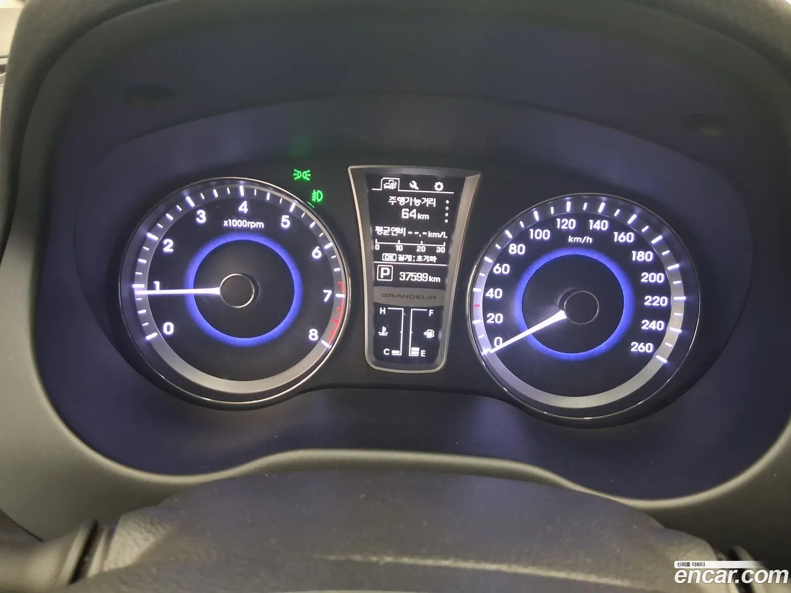 Hyundai Grandeur HG 2015 — 18