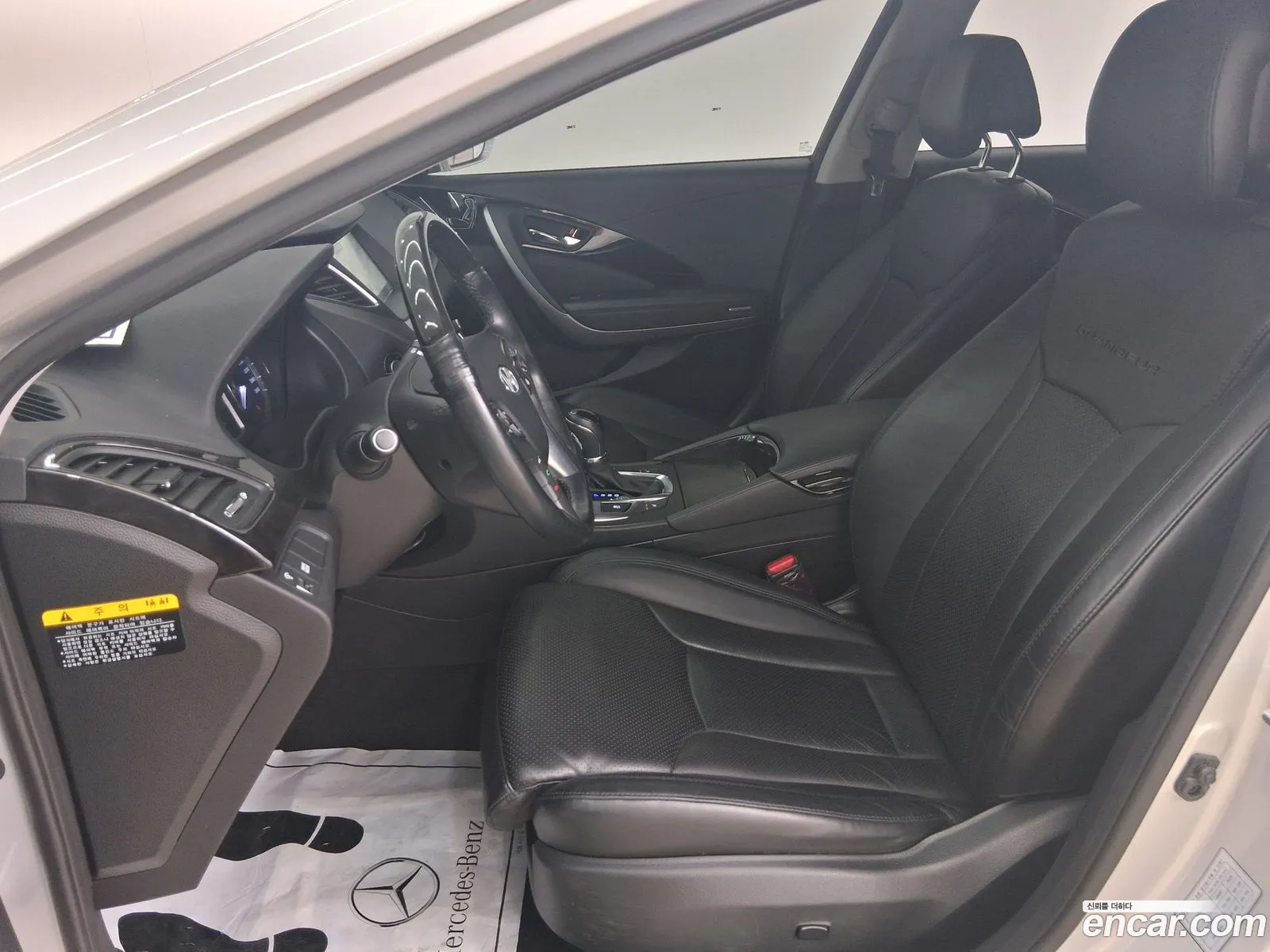Hyundai Grandeur HG 2015 — 13